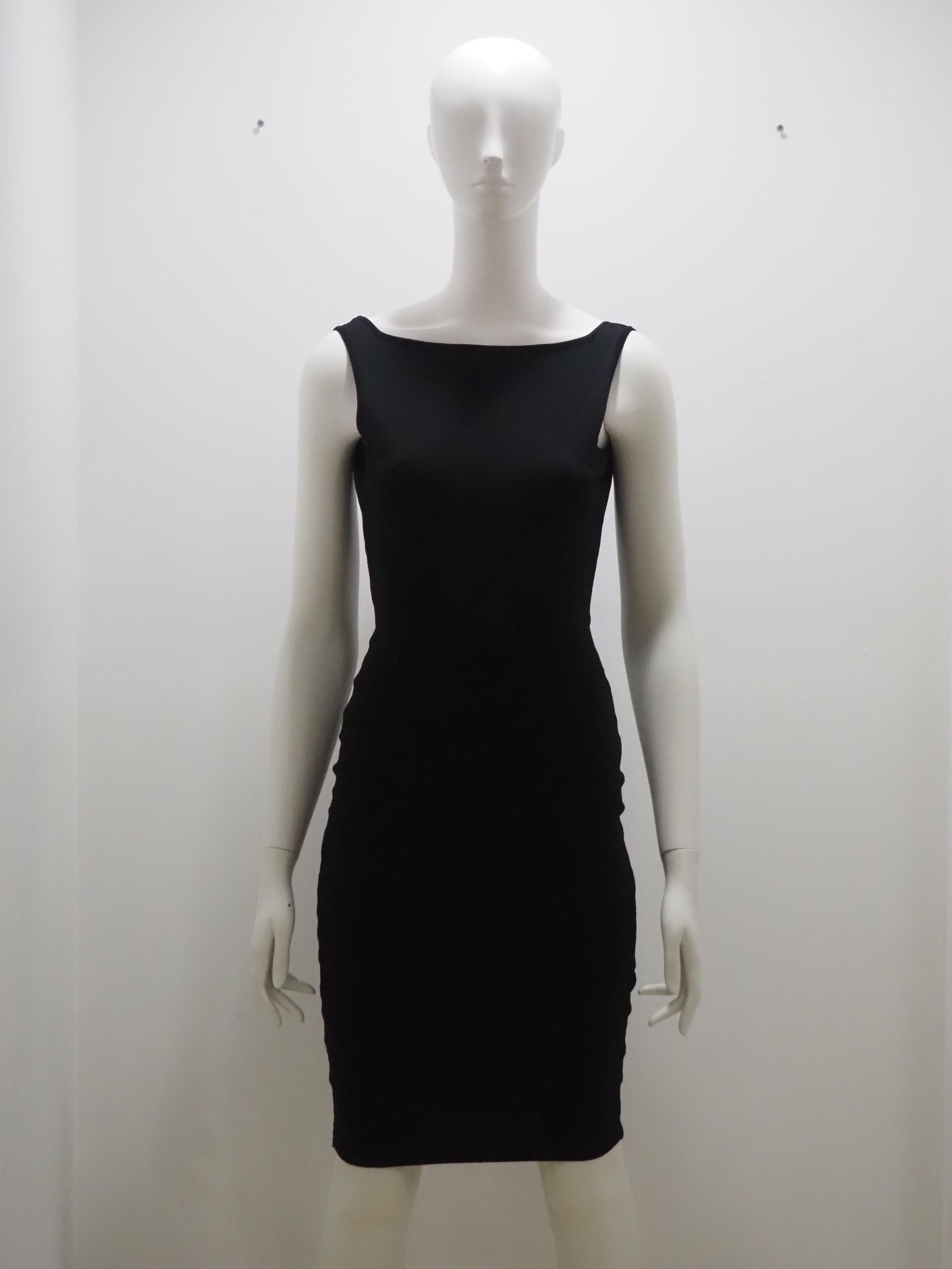 Gucci black dress
totally made in italy in size 42