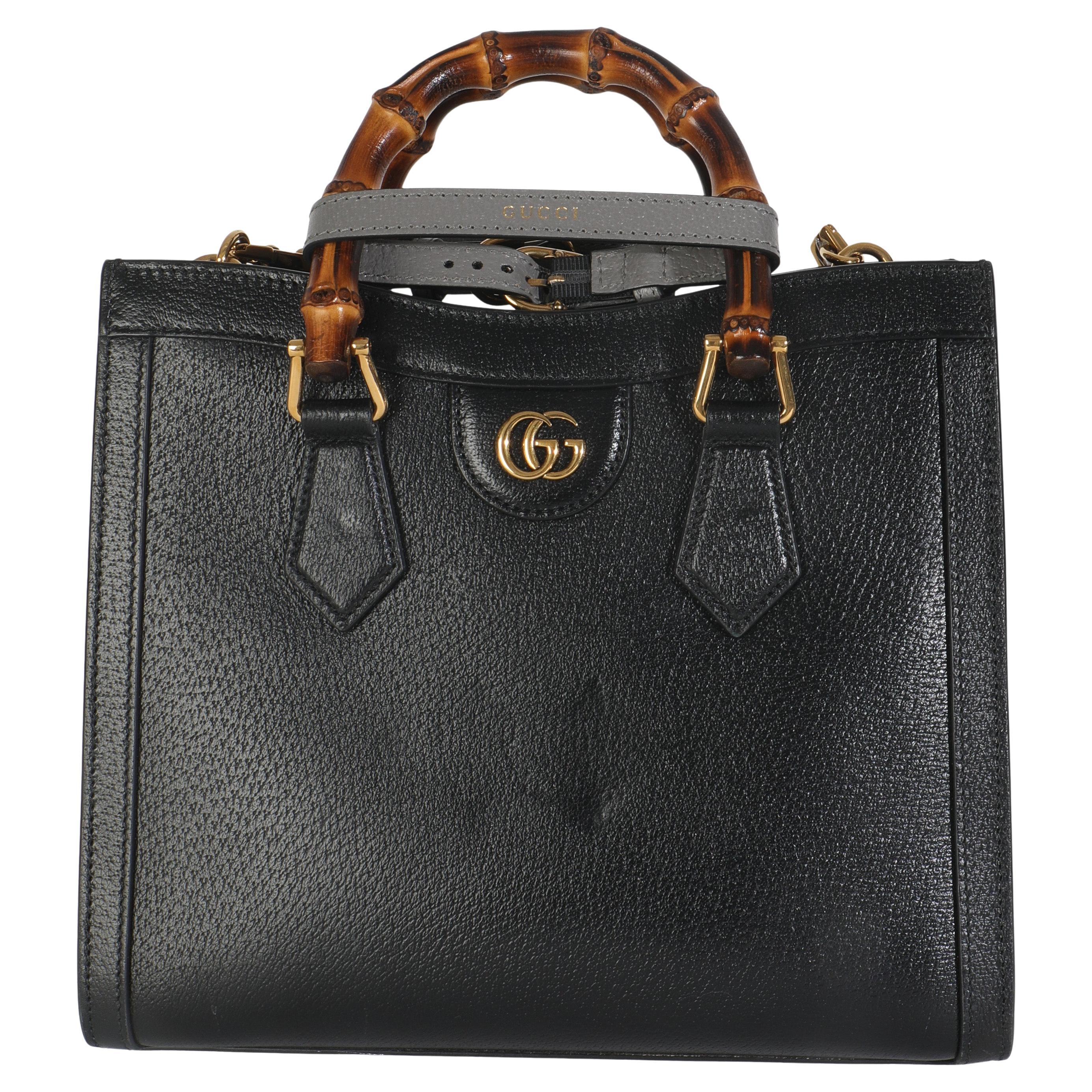 Gucci Black Dusty Grey Textured Dollar Calfskin Web Small Diana Tote en vente