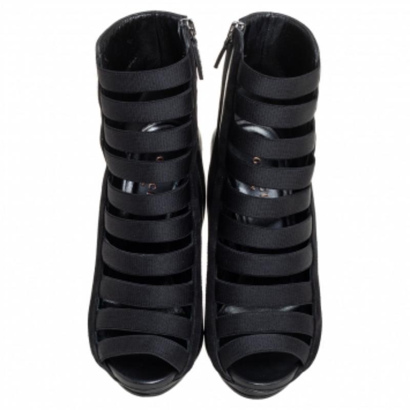 Women's Gucci Black Elastic And Leather Isadora Gladiator Booties Size 35 For Sale