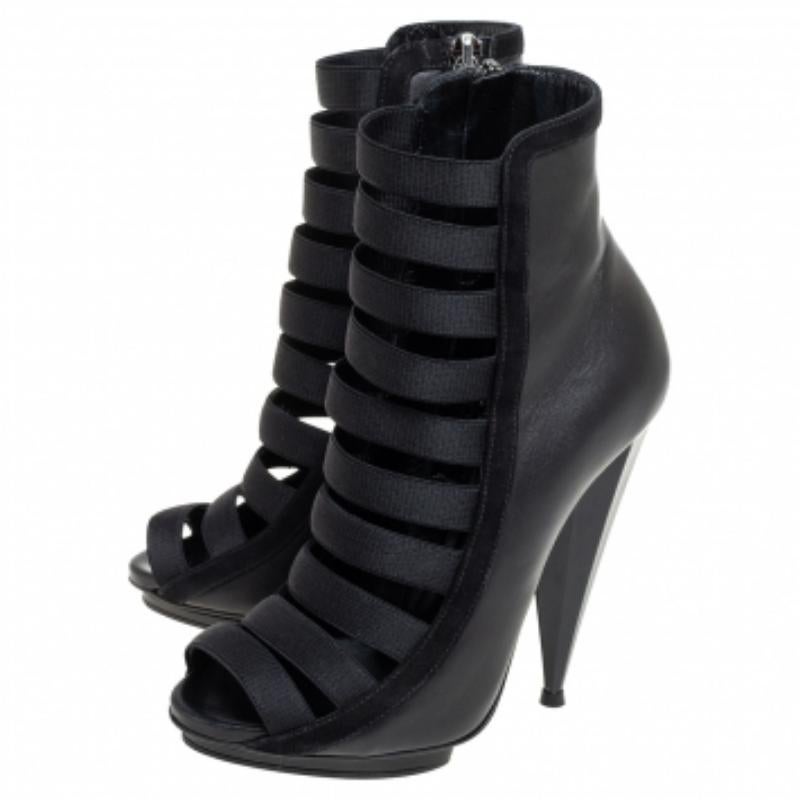 Gucci Black Elastic And Leather Isadora Gladiator Booties Size 35 For Sale 3