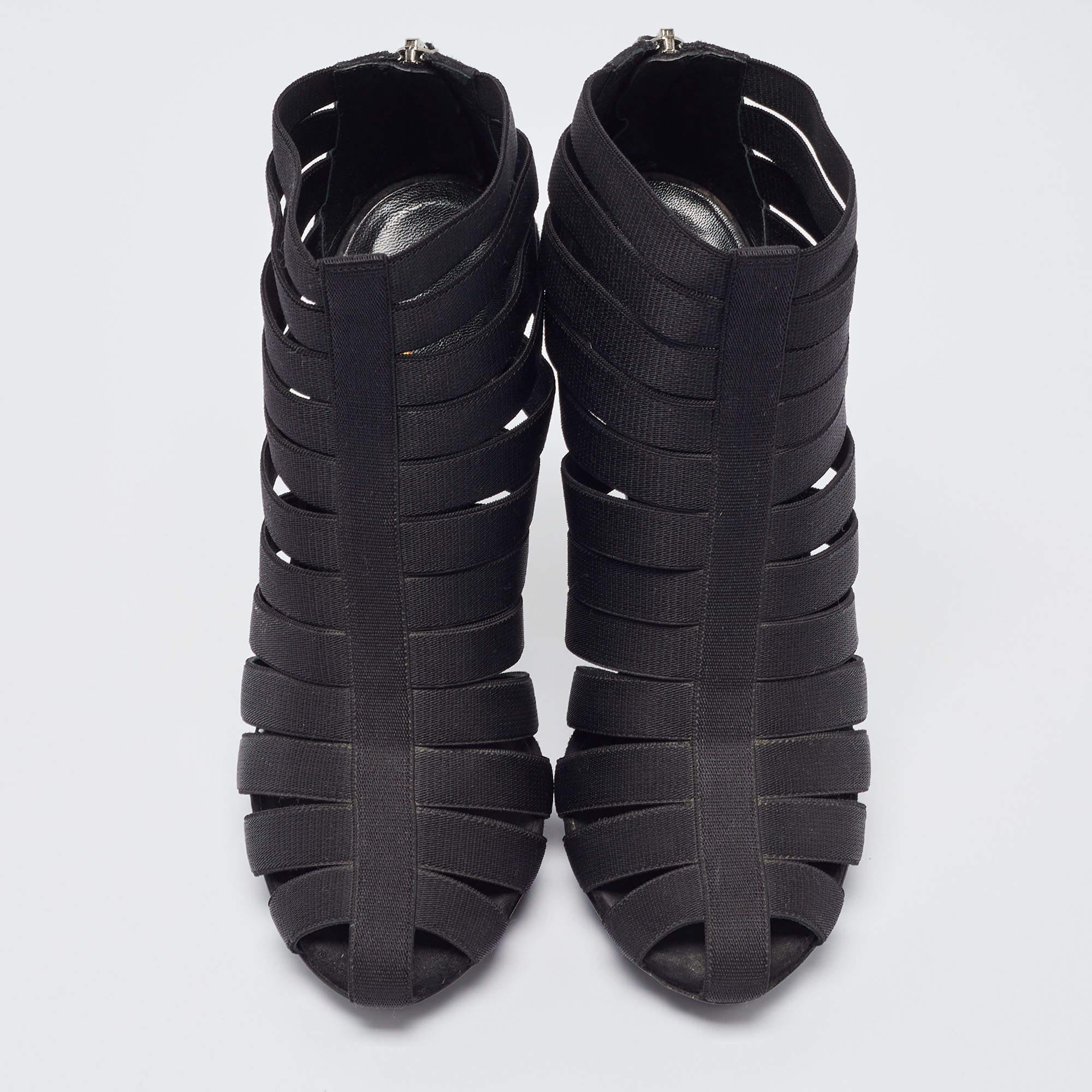 Noir Gucci Black Elastic and Suede Isadora Gladiator Boots Size 36.5 en vente