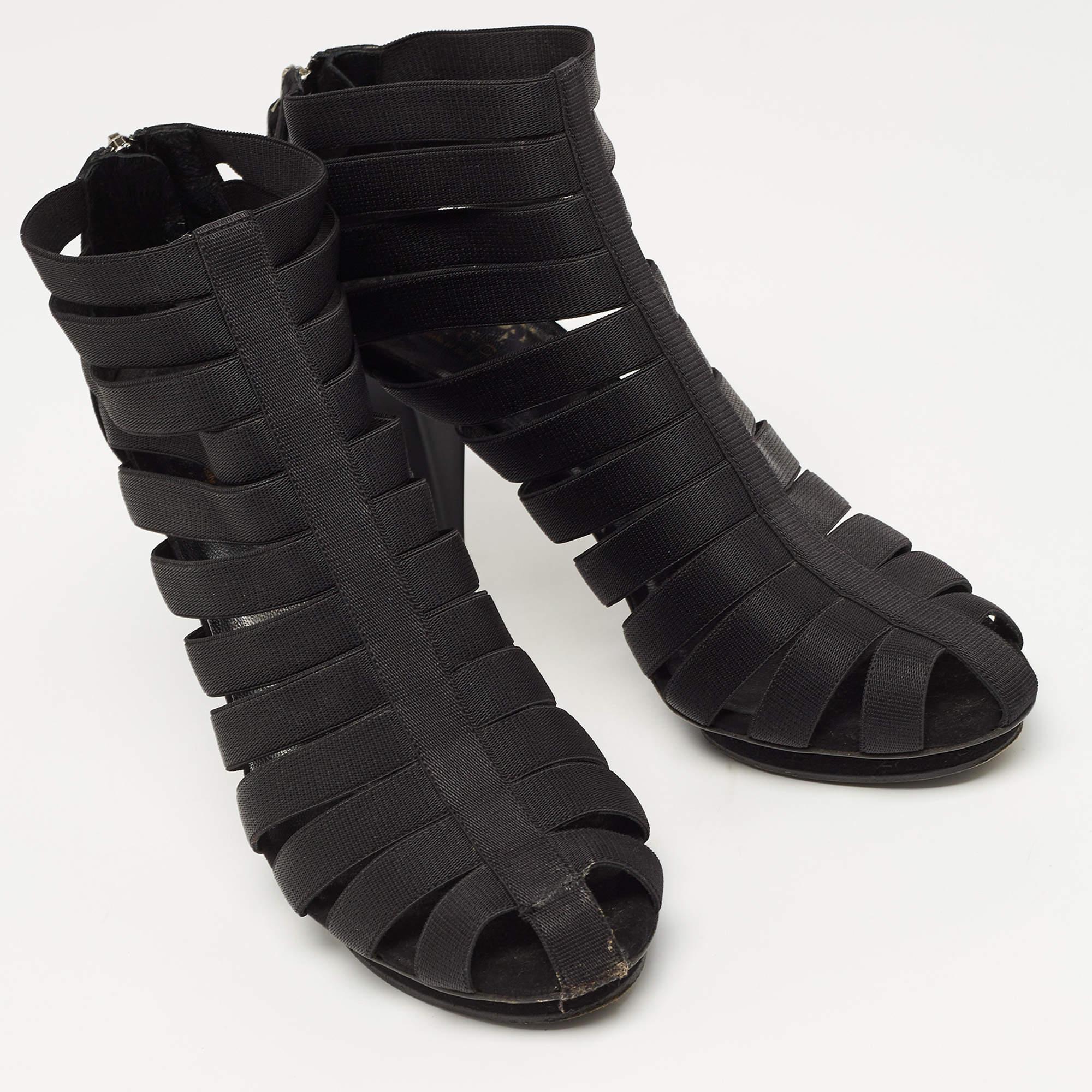 Gucci Black Elastic and Suede Strappy Ankle Booties Size 38.5 In Good Condition For Sale In Dubai, Al Qouz 2