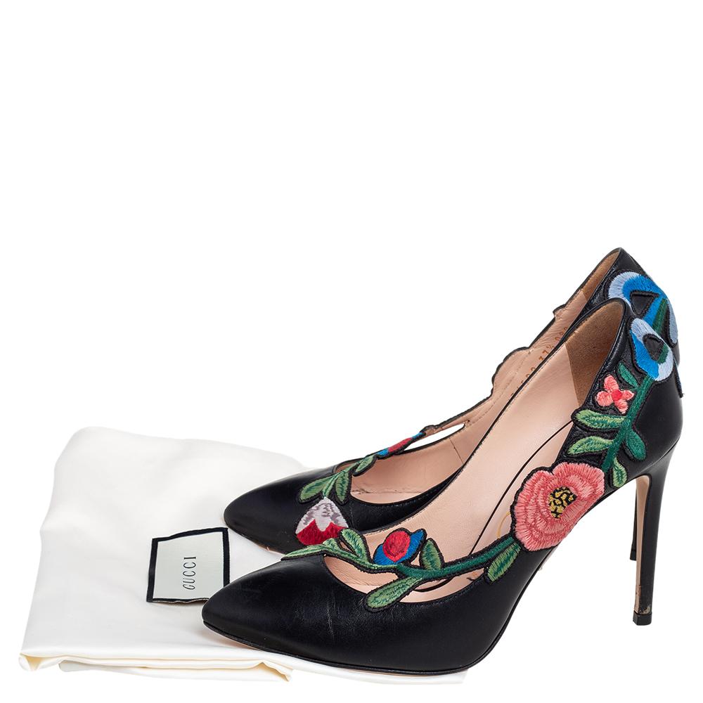 Gucci Black Embroidered Leather Ophelia Pumps Size 37.5 5