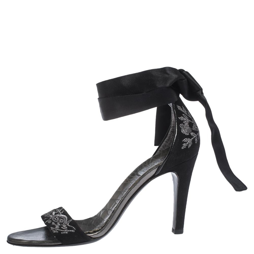 Gucci Black Embroidered Suede and Satin Open Toe Ankle Wrap Sandals Size 39 For Sale 1