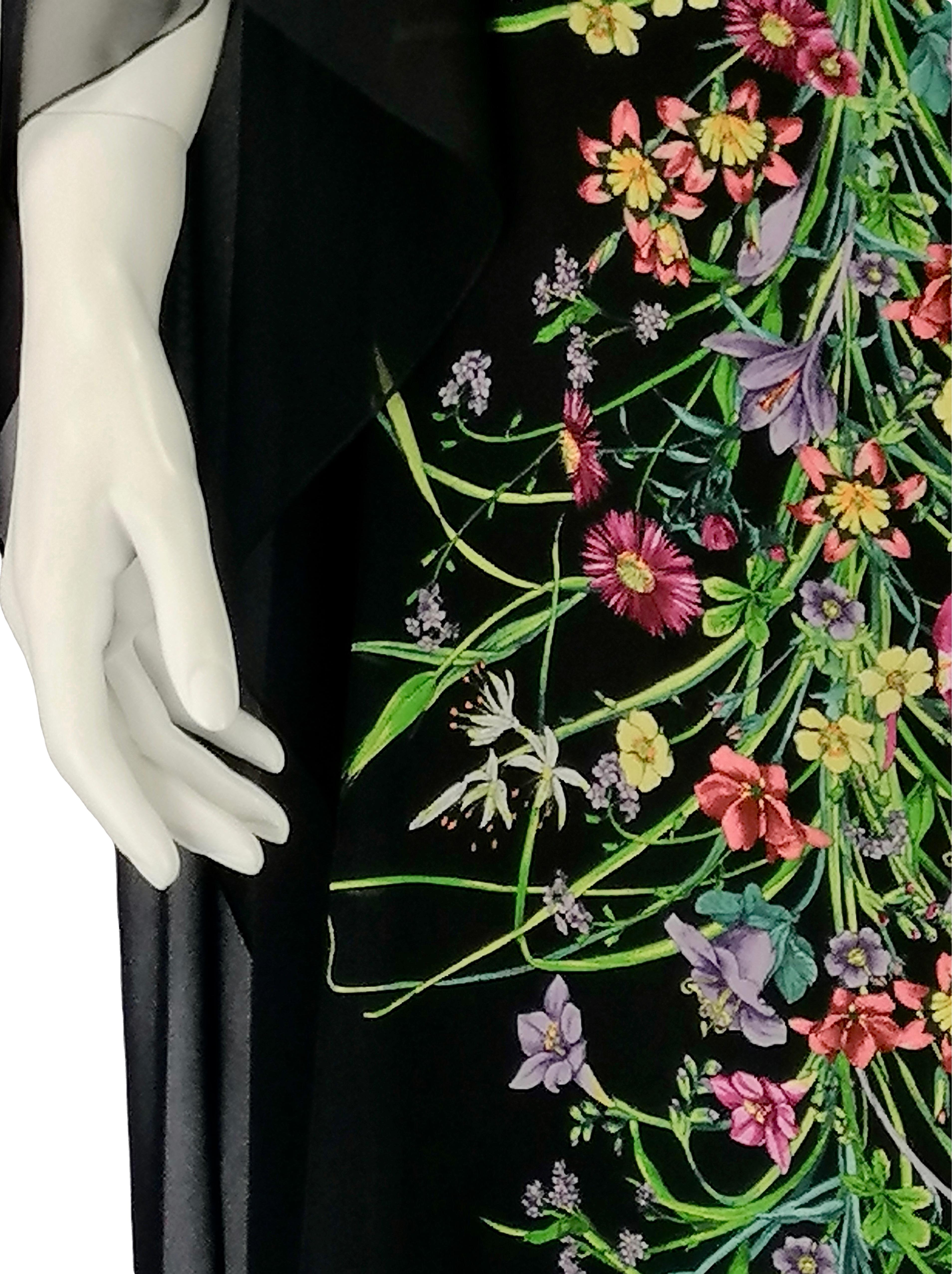 GUCCI black flora dress For Sale 4