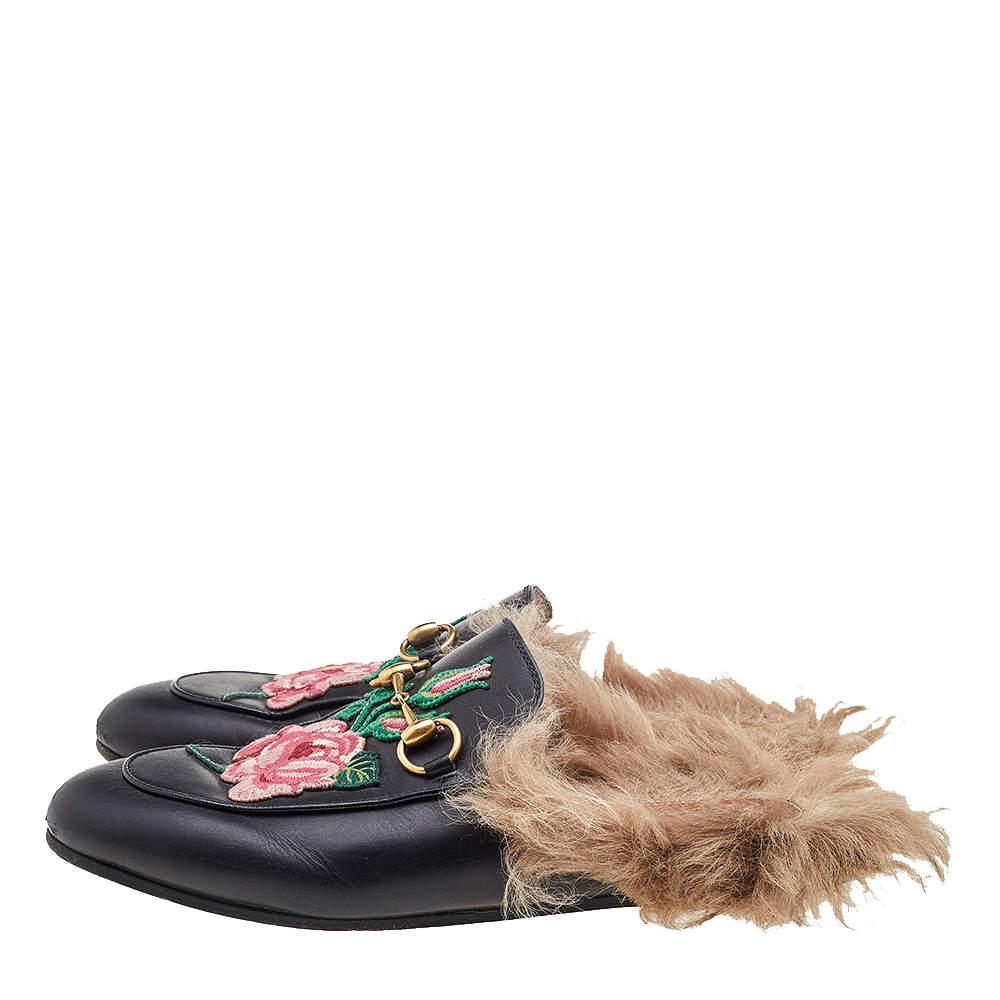 Gucci Black Floral Embroidered Leather And Fur Lined Princetown Horsebit Flat Mu In Fair Condition In Dubai, Al Qouz 2