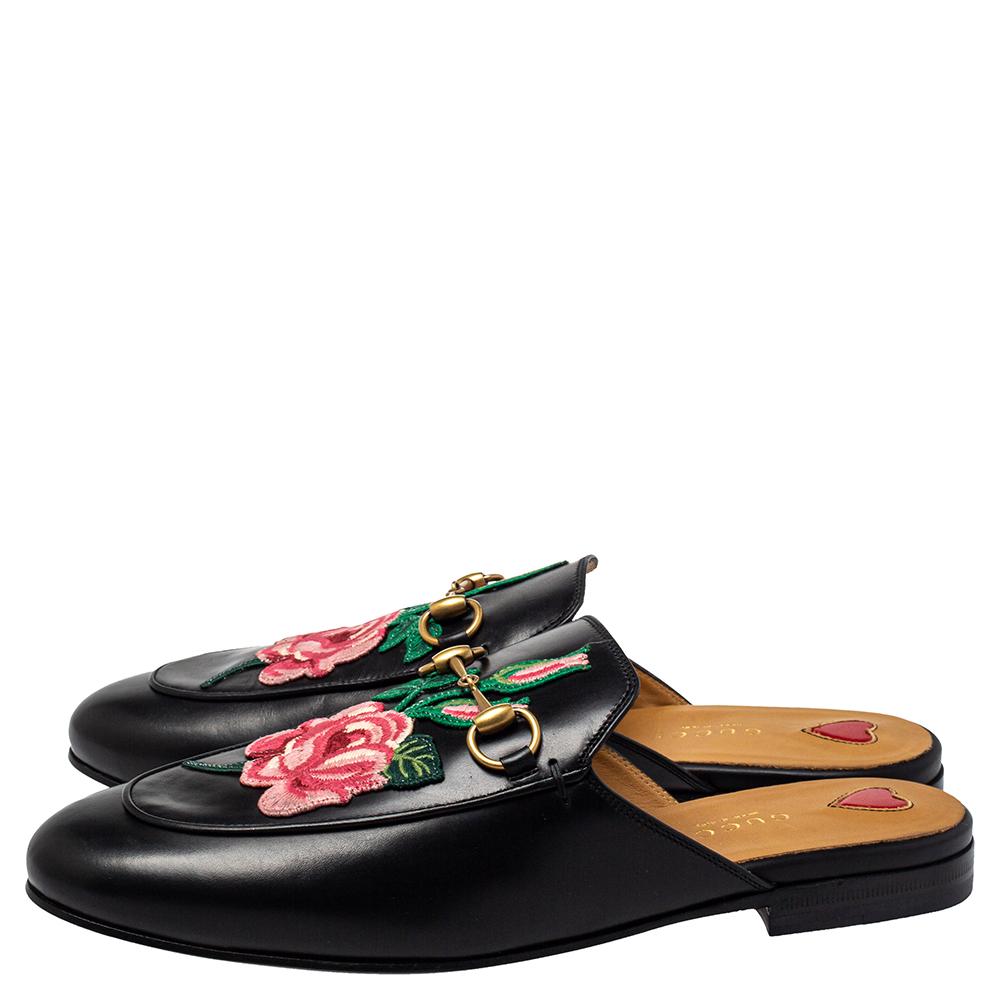 Gucci Black Floral Embroidered Leather Horsebit Princetown Flat Mule Size 38 In New Condition In Dubai, Al Qouz 2