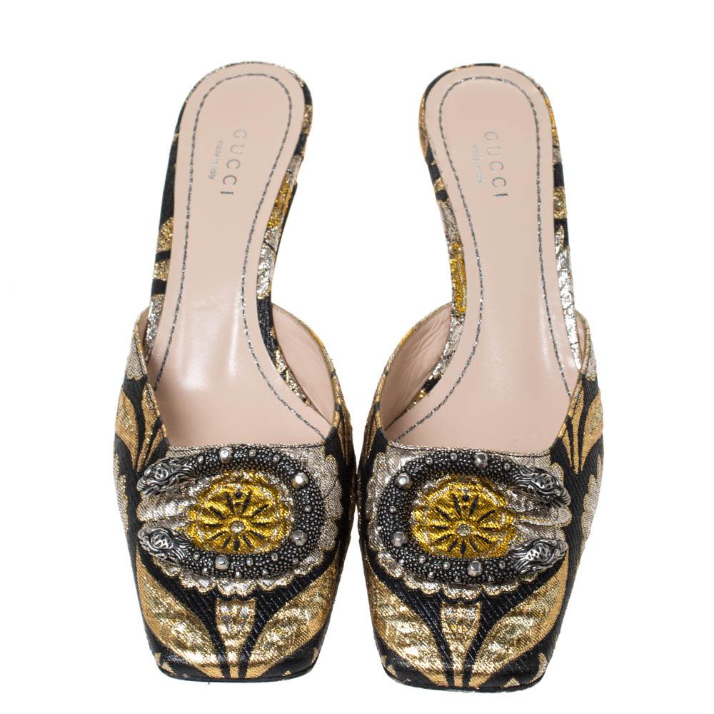 You'll love to walk in these mules from Gucci that look very stylish. These black pumps are crafted from floral jacquard fabric and feature a square-toe silhouette. They flaunt signature Dionysus accents on the vamps, comfortable leather-lined