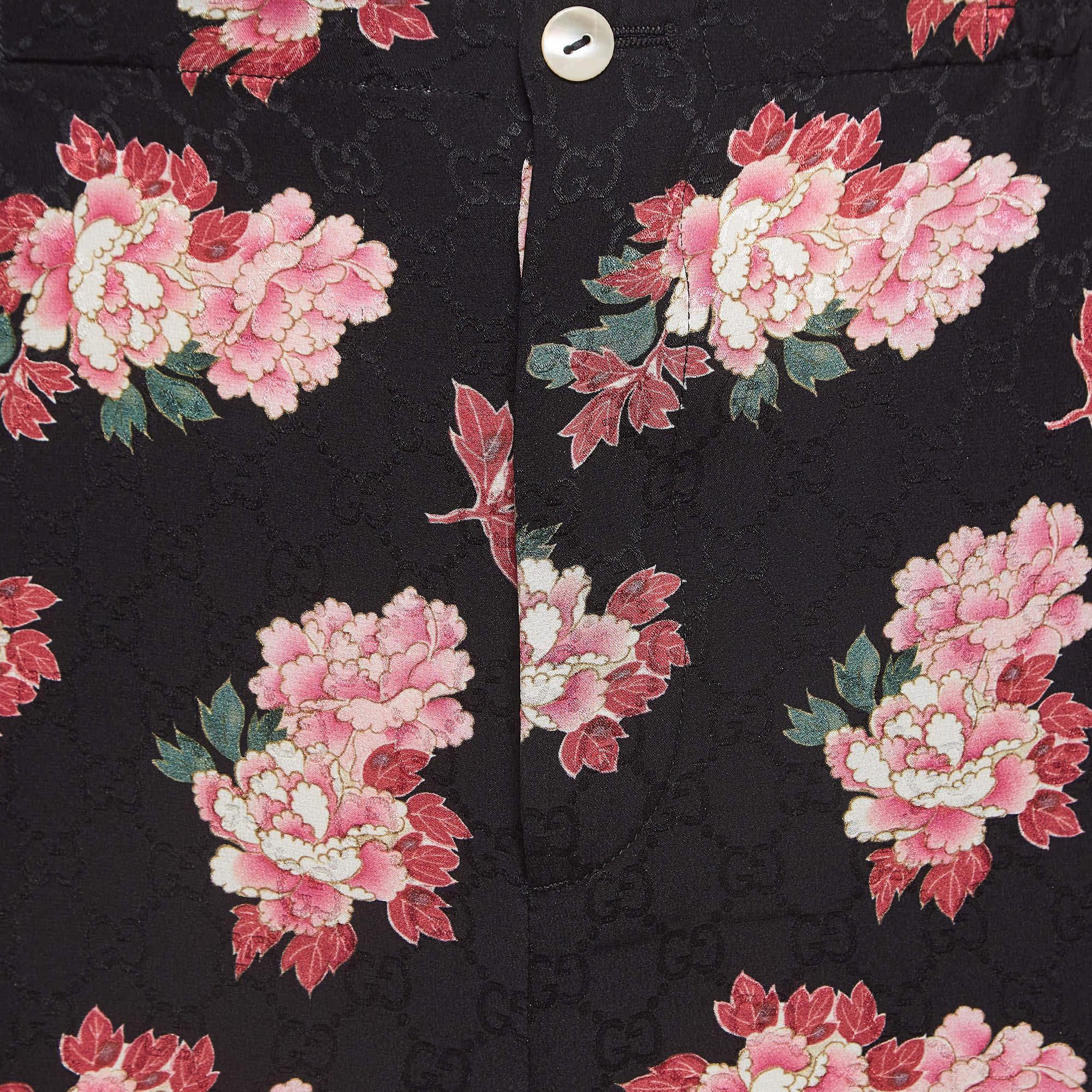 Gucci Black Floral Print Silk Shorts XS In Good Condition In Dubai, Al Qouz 2
