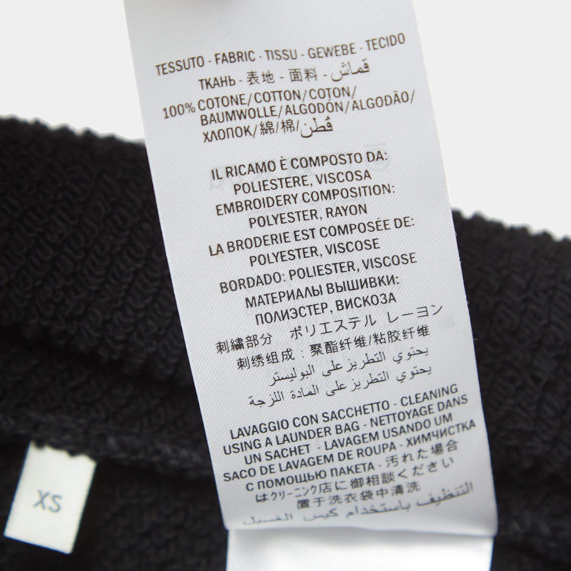 Nero Gucci Felpa con cappuccio in cotone ricamato con insetti del giardino nero XS in vendita