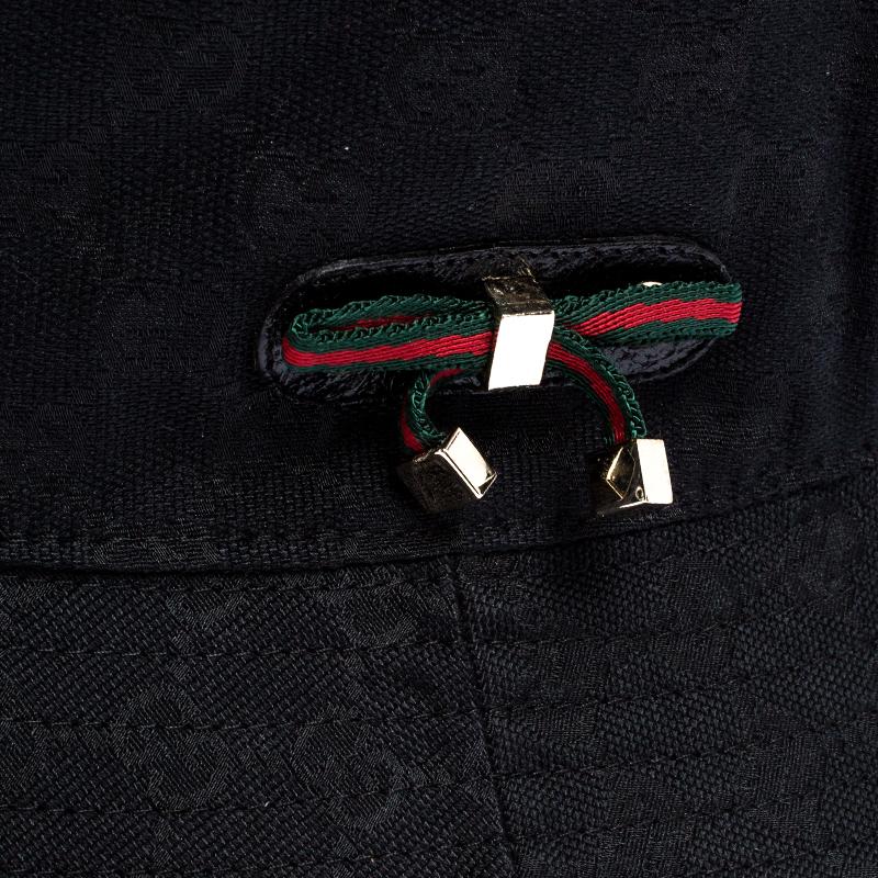 Gucci Black GG Canvas Bow Bucket Hat In Good Condition In Dubai, Al Qouz 2