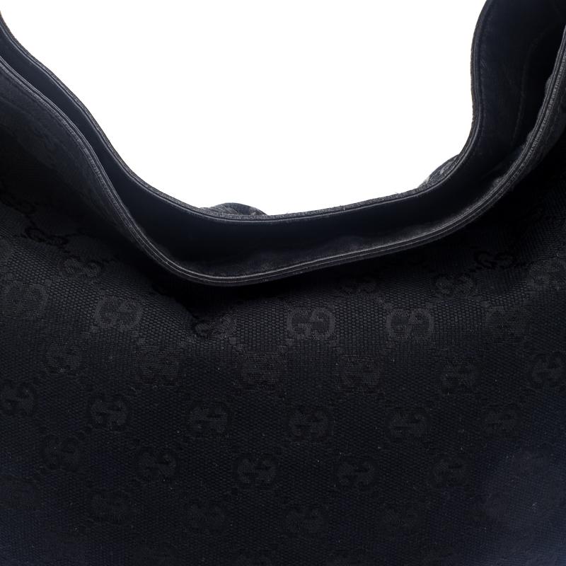 Gucci Black GG Canvas Medium Wave Hobo 1