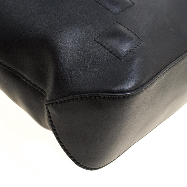 Black Leather GG Apollo Shoulder Bag Gold Hardware, 2010's