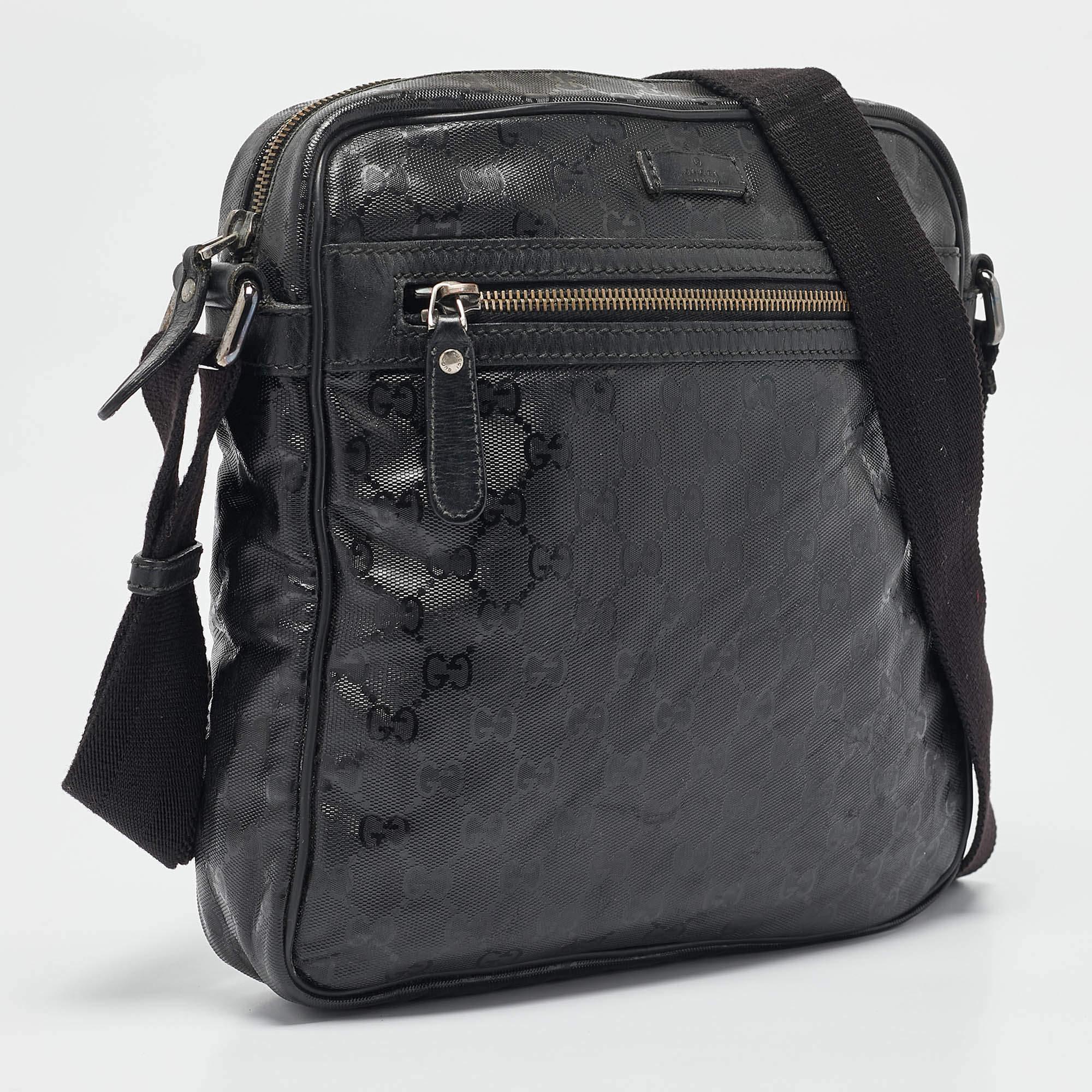 Gucci Black GG Imprime Canvas and Leather Messenger Bag In Fair Condition In Dubai, Al Qouz 2