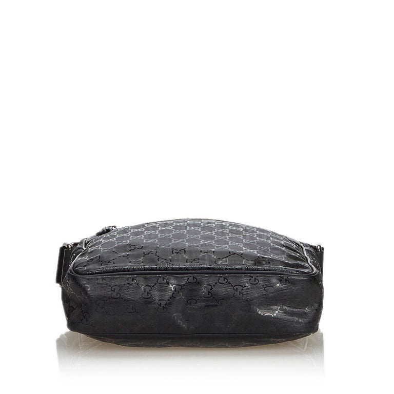 Gucci Black GG Imprime Messenger Bag For Sale at 1stdibs