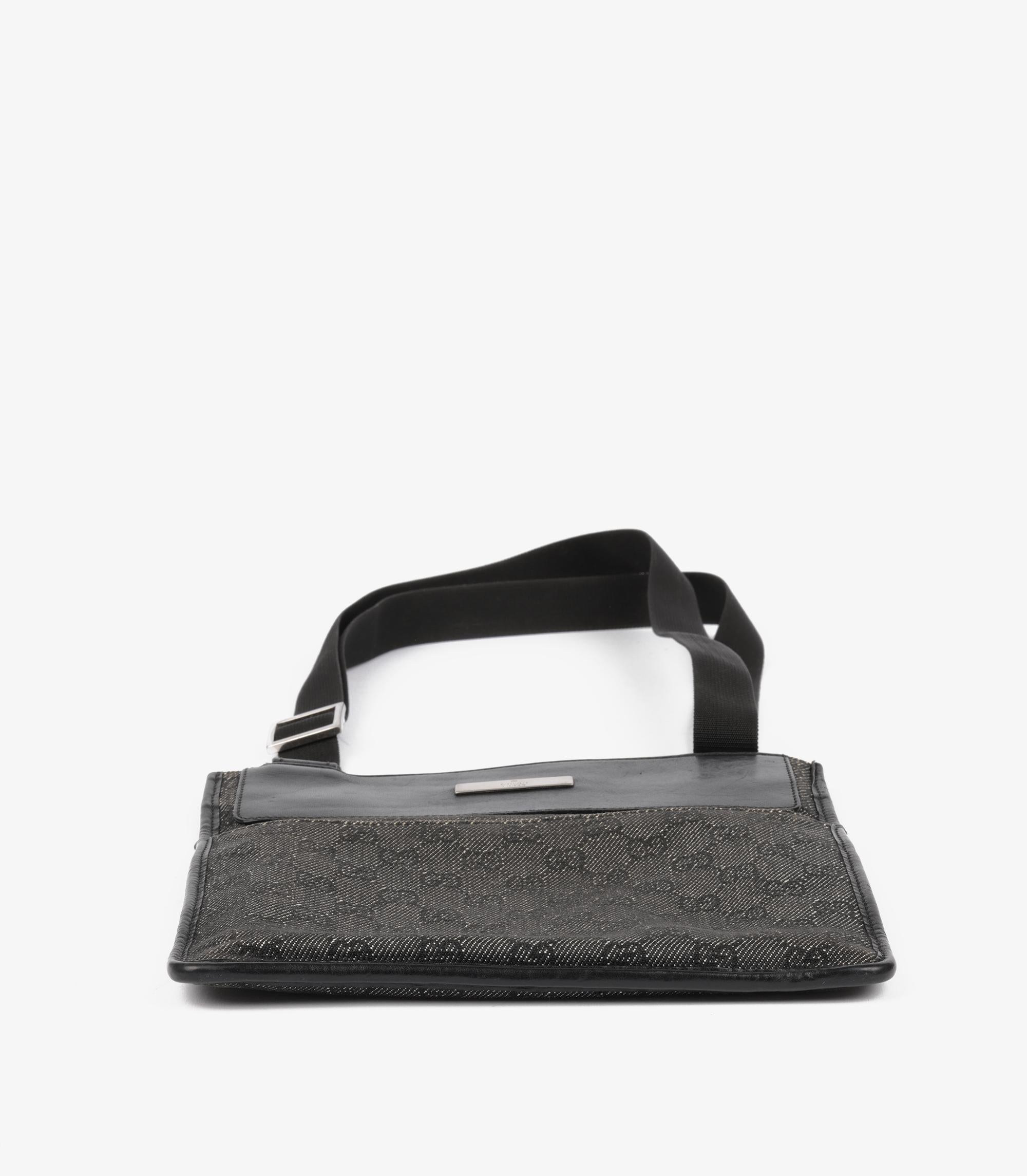 Gucci Black GG Monogram Denim & Leather Vintage Messenger Bag en vente 3