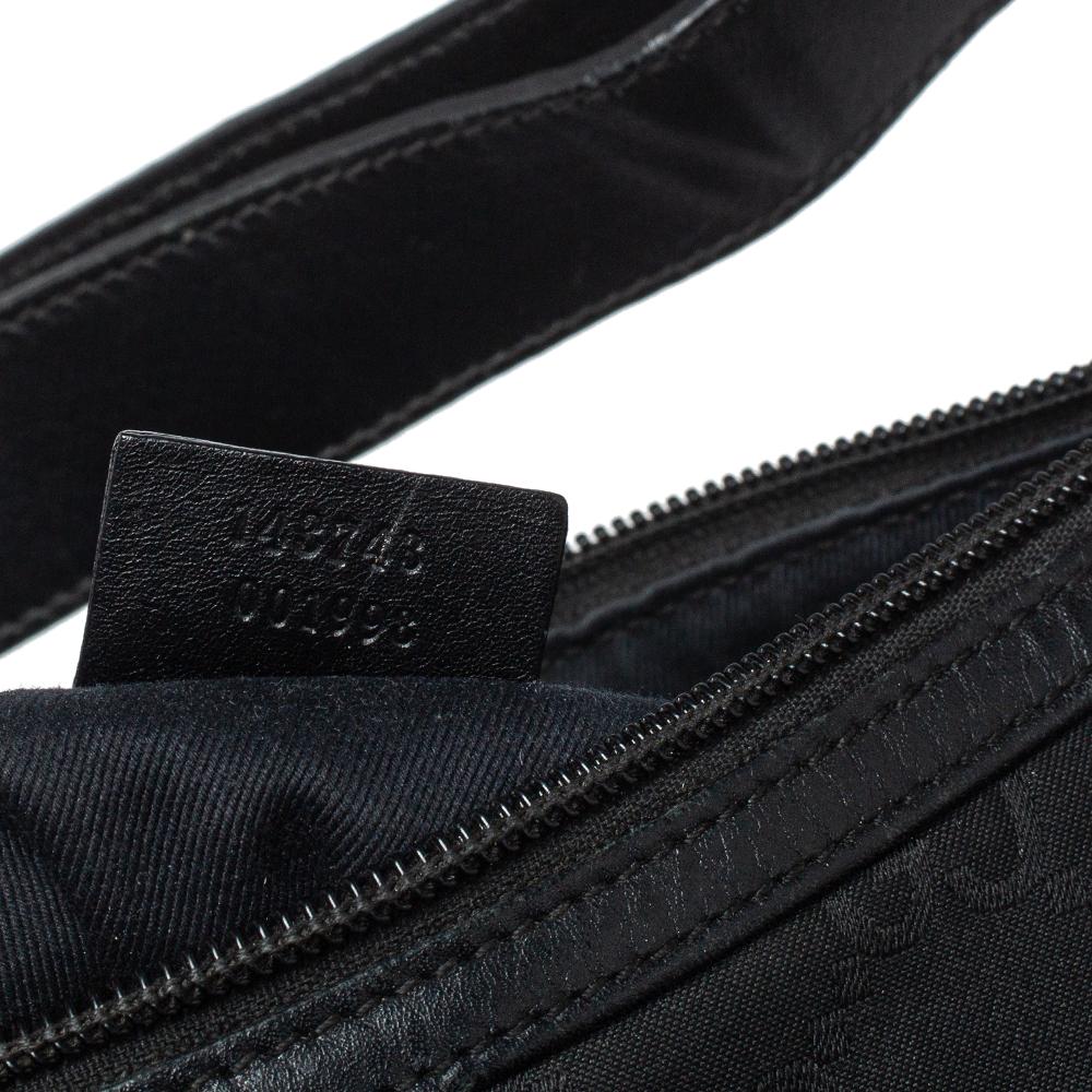 Gucci Black GG Nylon And Leather Hobo Bag 2
