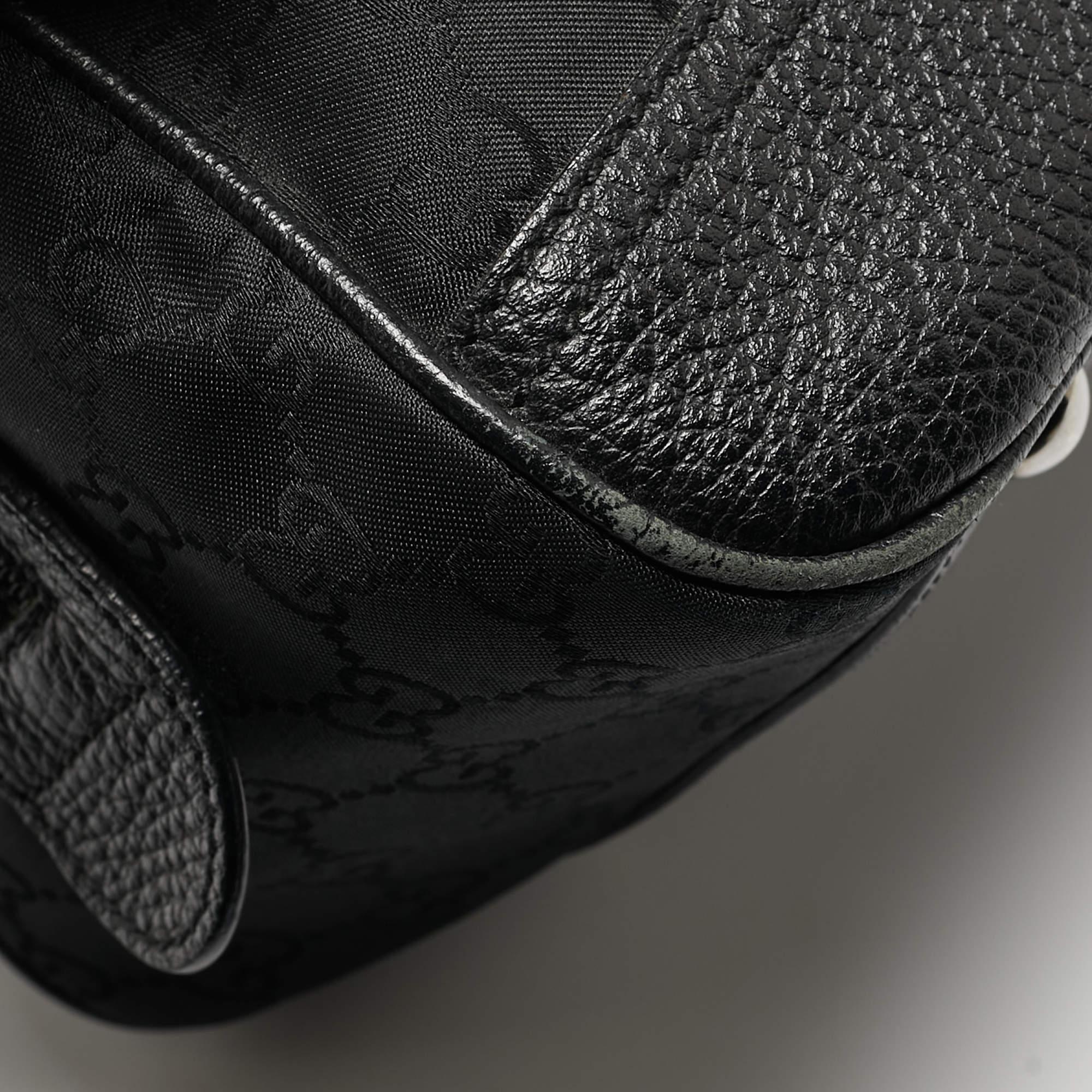 Gucci Princy Boston Tasche aus schwarzem GG Nylon und Leder in Schwarz im Angebot 2