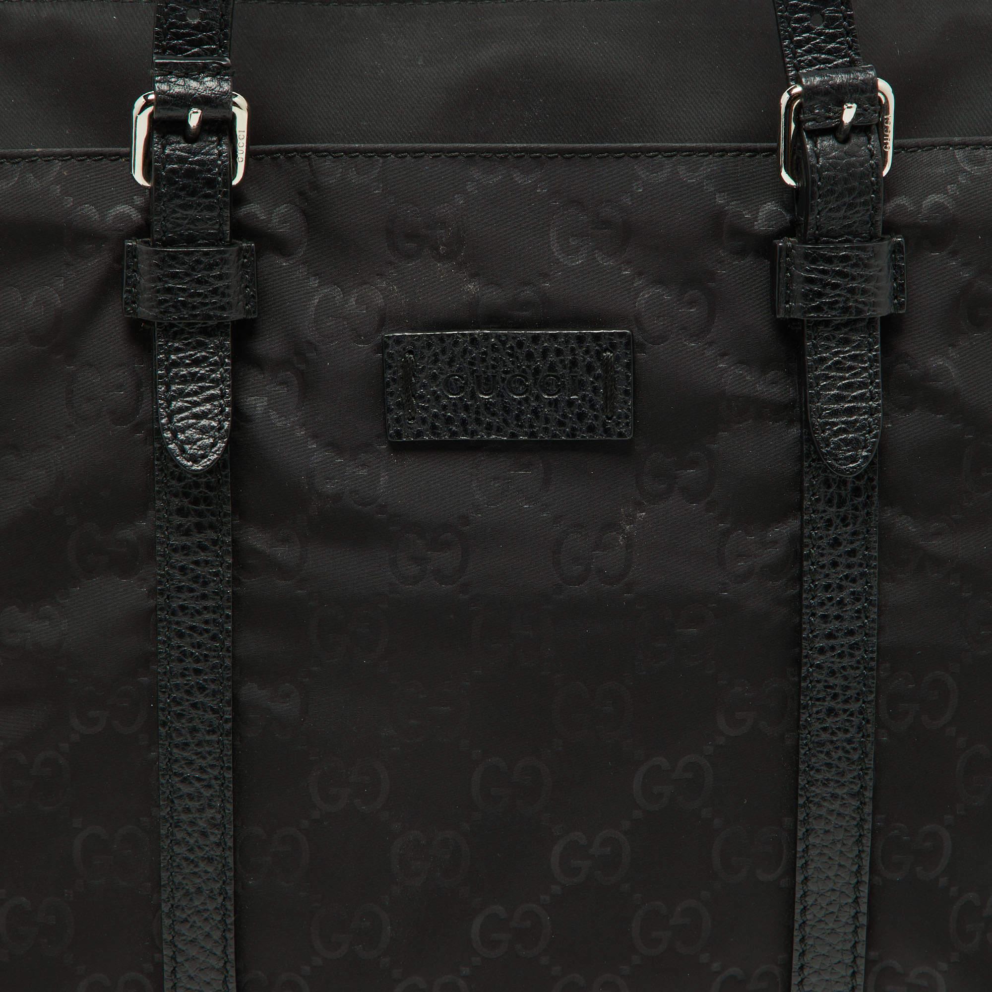 Gucci Black GG Nylon and Leather Top Zip Tote For Sale 4