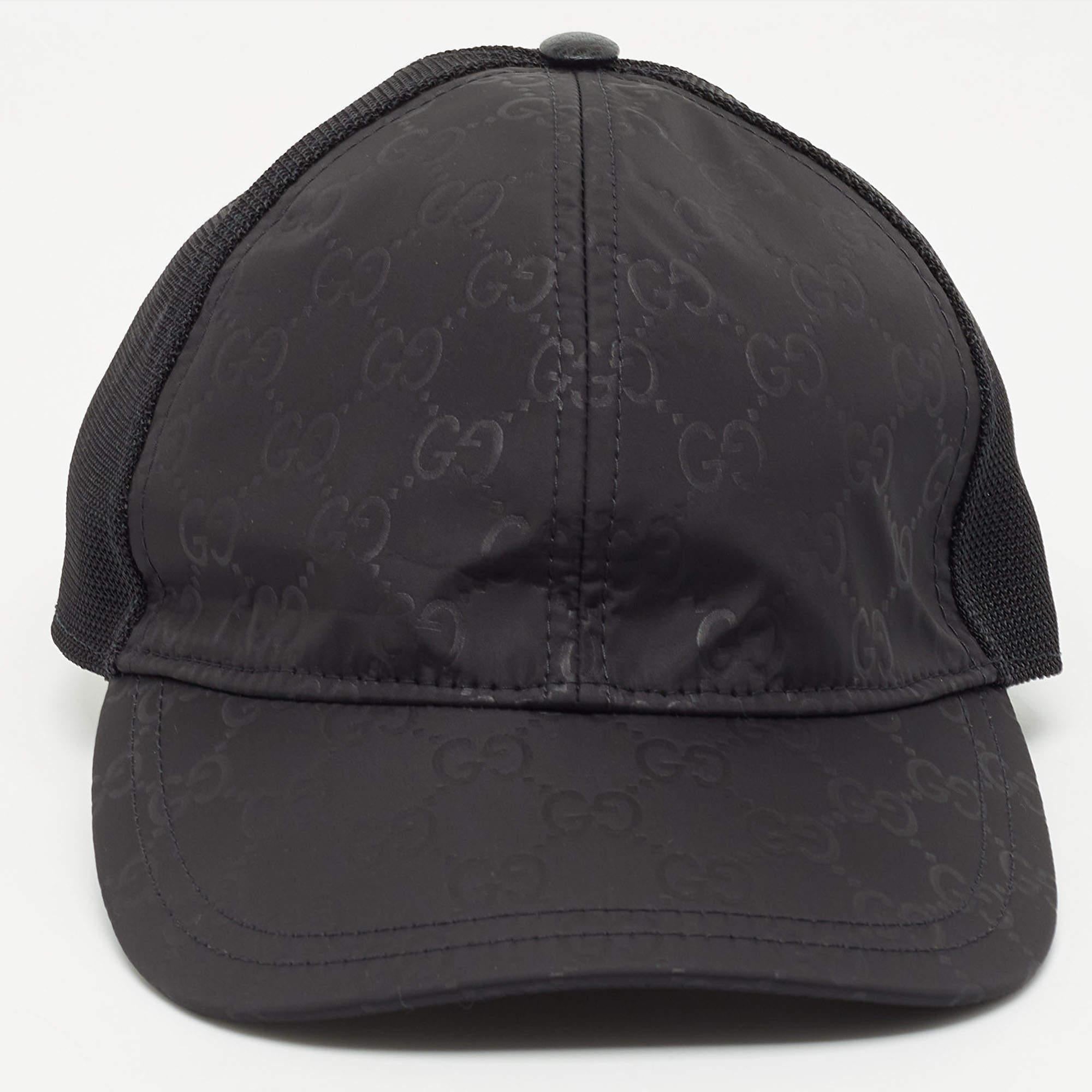 Embrace a casual day with luxurious fashion by adding this designer cap while you step out. Made from quality materials, it comes in a black shade.

Includes: Original Dustbag, Price Tag