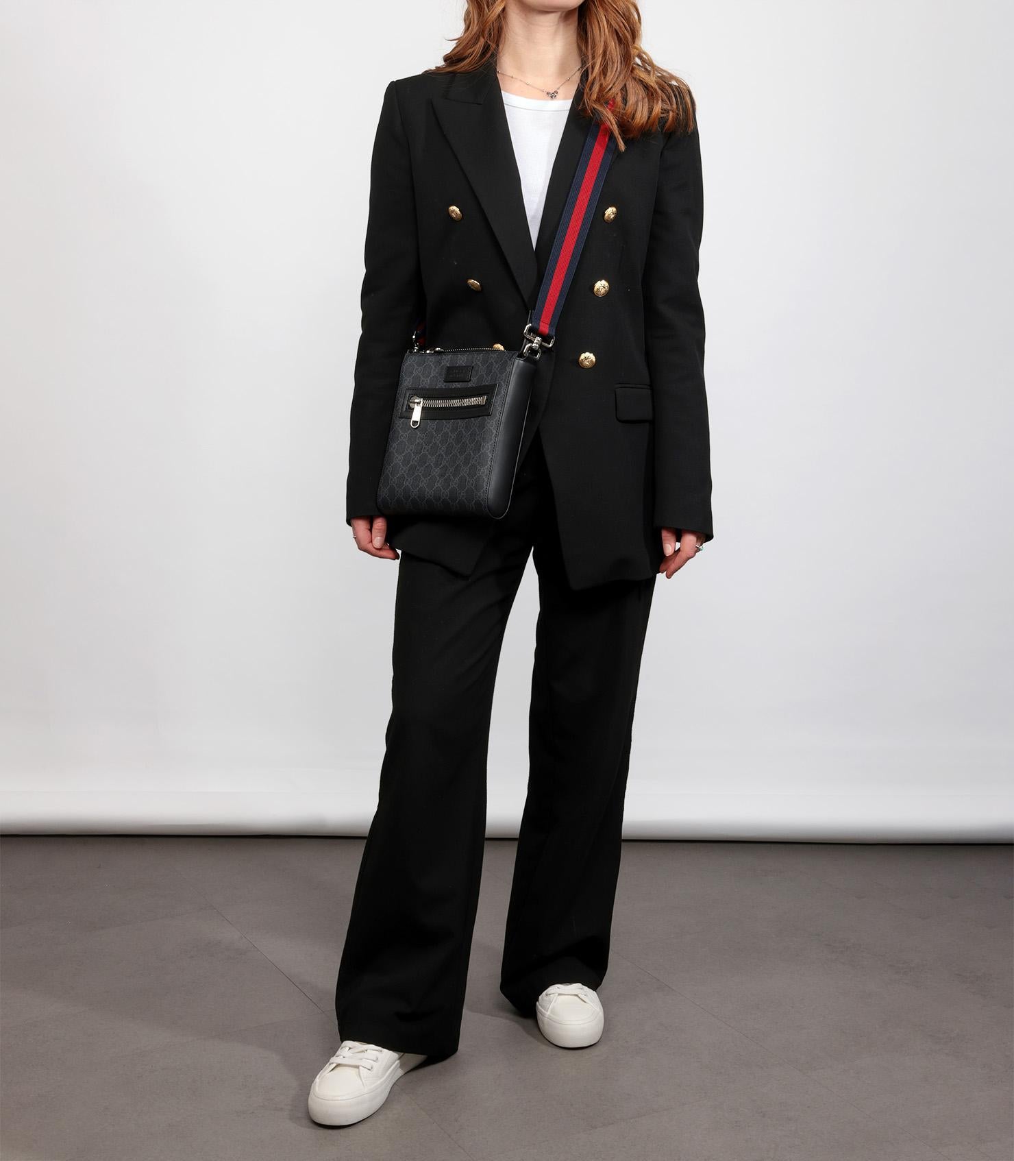 Gucci Black GG Supreme Canvas & Calfskin Leather Small Messenger

Product Details
Xupes Ref: HB5752
Brand: Gucci
Model: Small Messenger
Type: Shoulder, Crossbody
Serial Number: 523599-498879
Age: 2022
RRP: £1,070
Accompanied By: Gucci Dust