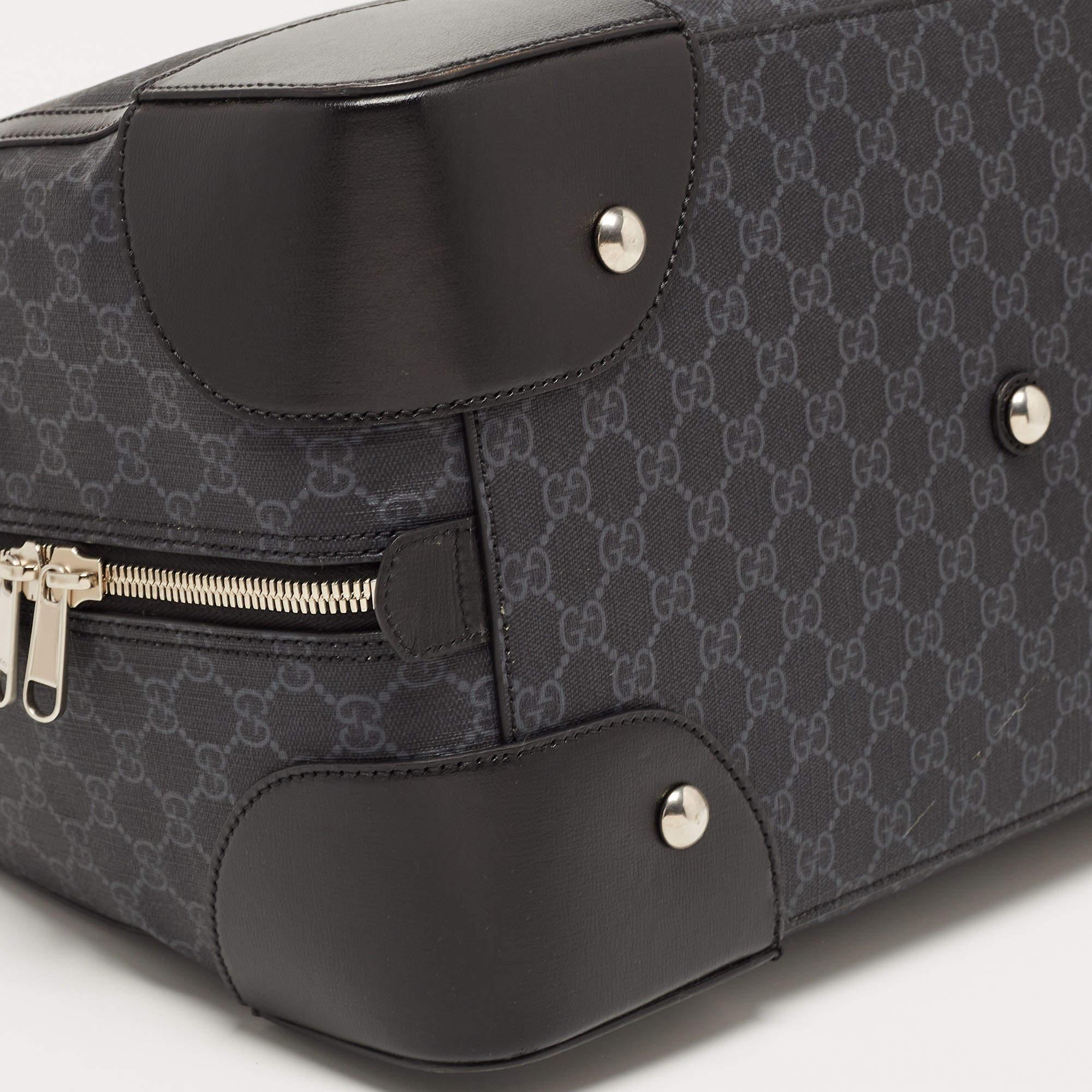 Women's Gucci Black GG Supreme Canvas Interlocking G Duffle Bag