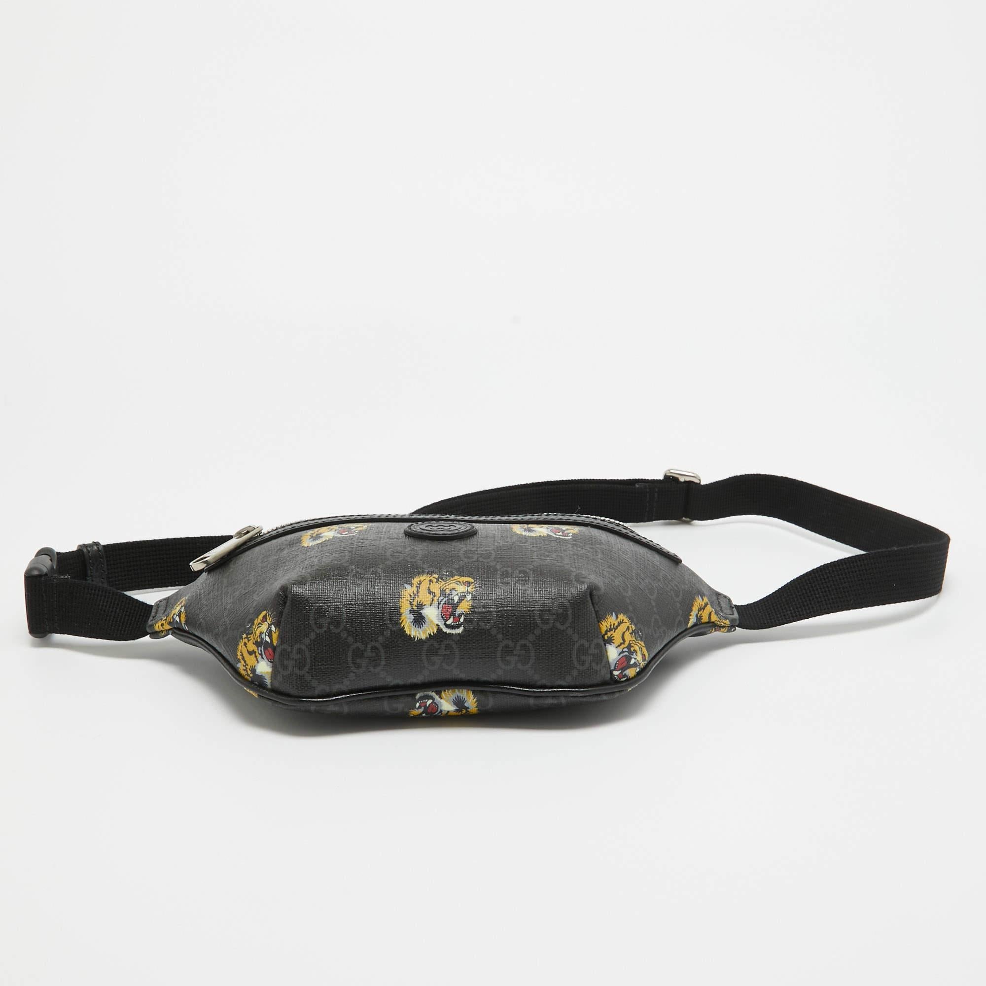 Gucci Black GG Supreme Canvas Tiger Print Belt Bag For Sale 1