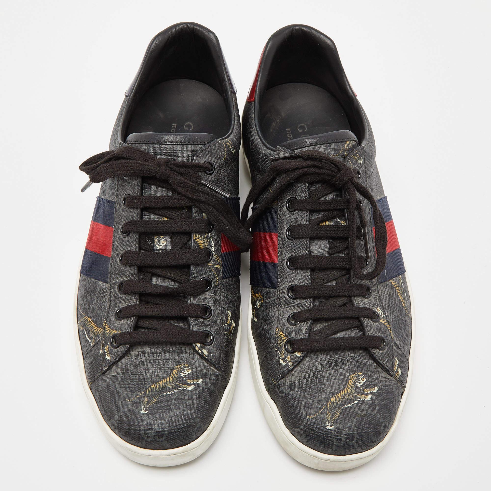 Give your outfit a luxe update with this pair of Gucci black sneakers. The creation is sewn perfectly to help you make a statement in them for a long time.

Includes
Original Dustbag