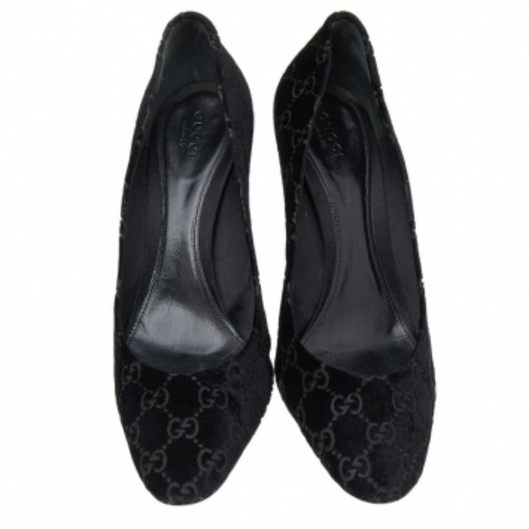 Donna Gucci Pumps in velluto nero GG Bamboo Taglia 39