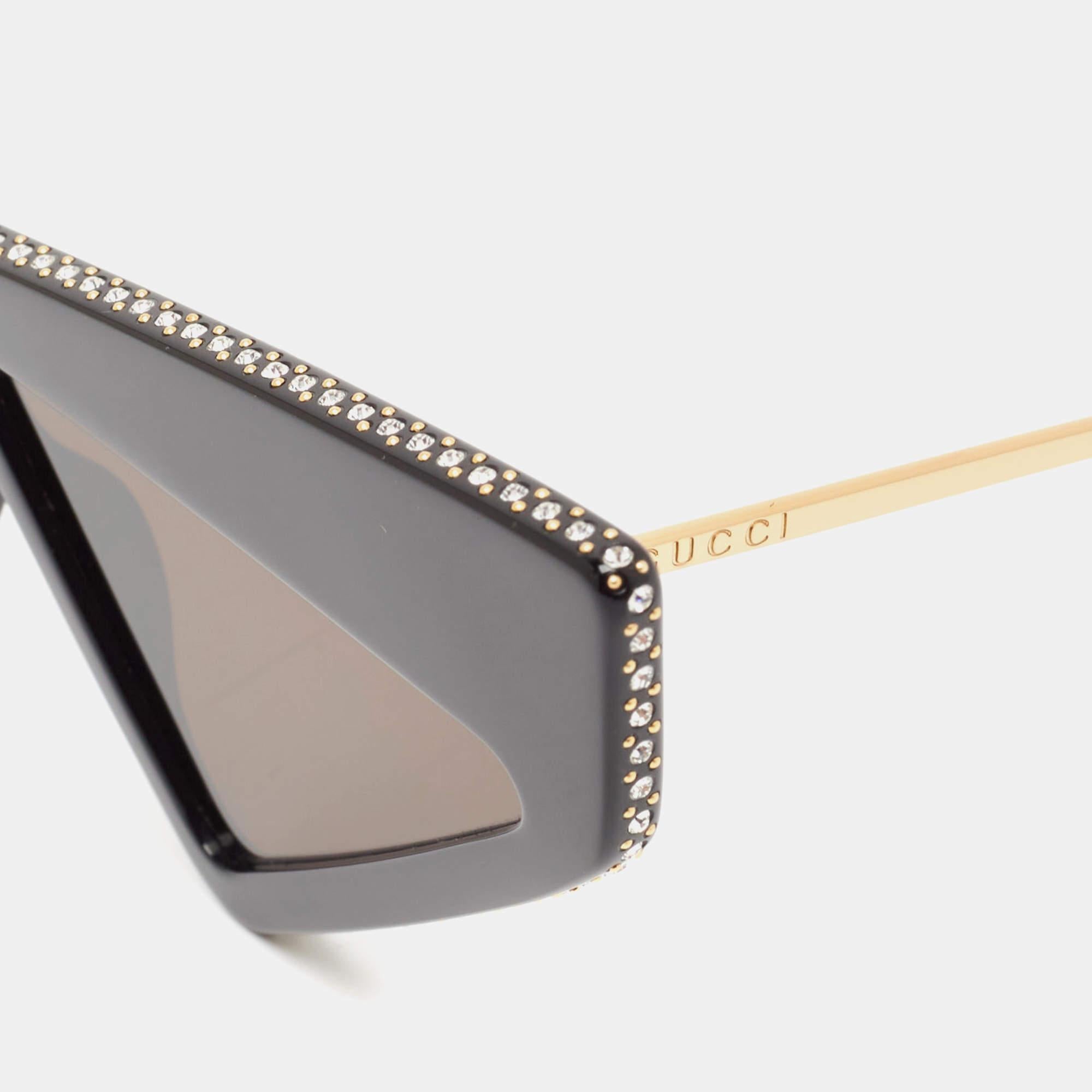 Gucci Black GG0430S Crystals Embellished Geometric Sunglasses In Good Condition In Dubai, Al Qouz 2