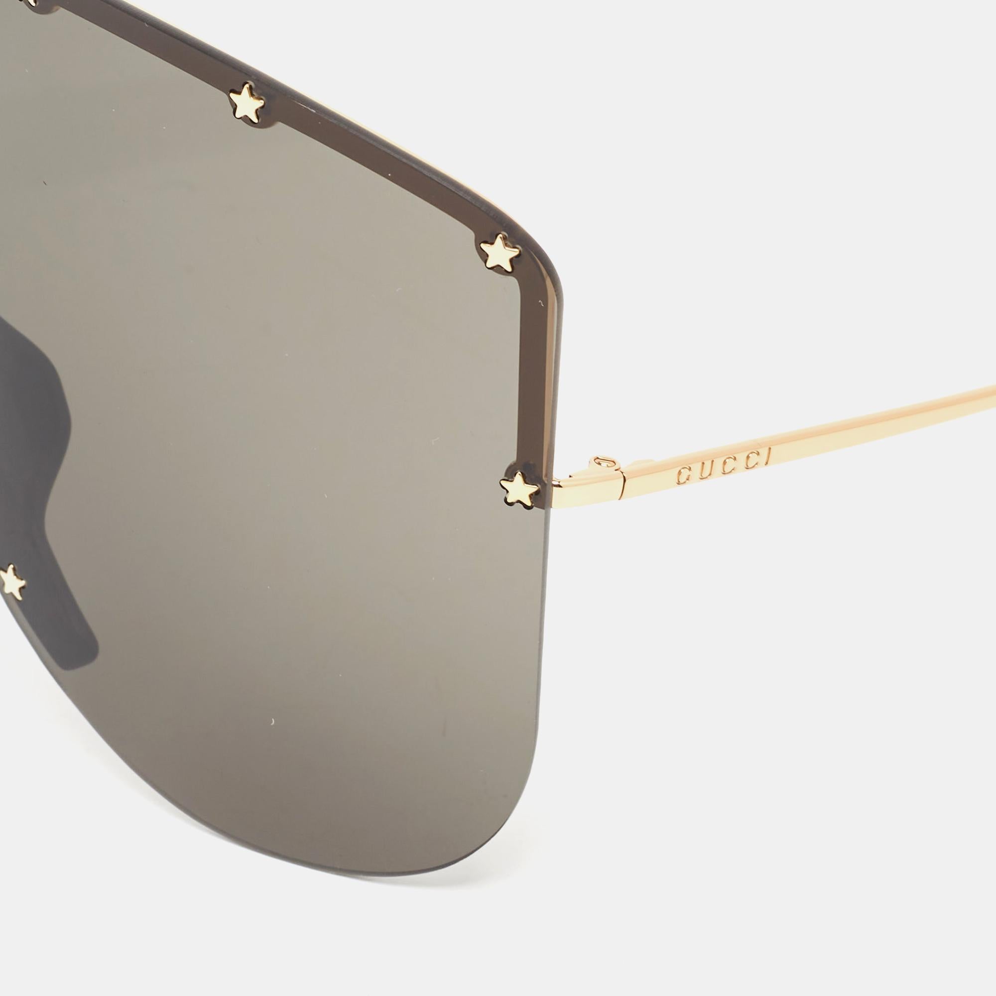 Gucci Schwarz GG0541S Star Musk Schild Sonnenbrille im Zustand „Hervorragend“ im Angebot in Dubai, Al Qouz 2