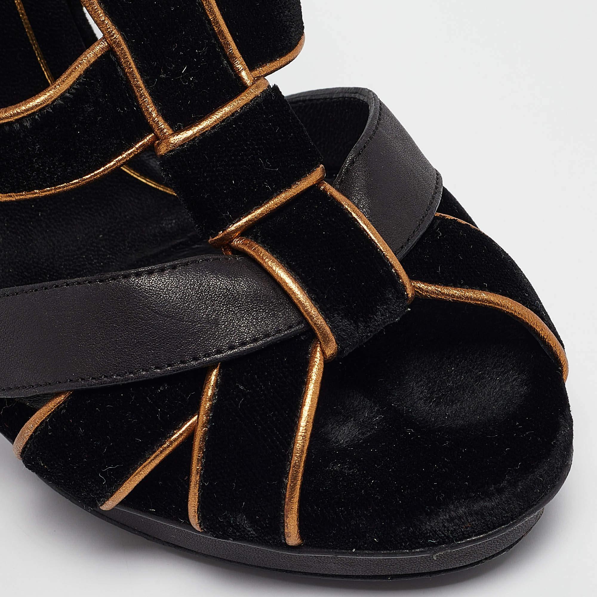 Gucci Schwarz/Gold Leder und Wildleder Malika Sandalen mit Knöchelriemen Größe 38 3