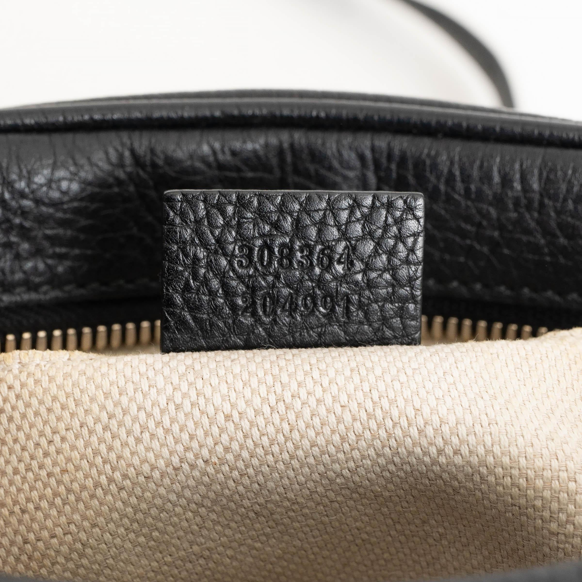 GUCCI - Sac à bandoulière SOHO DISCO en cuir grainé noir en vente 2