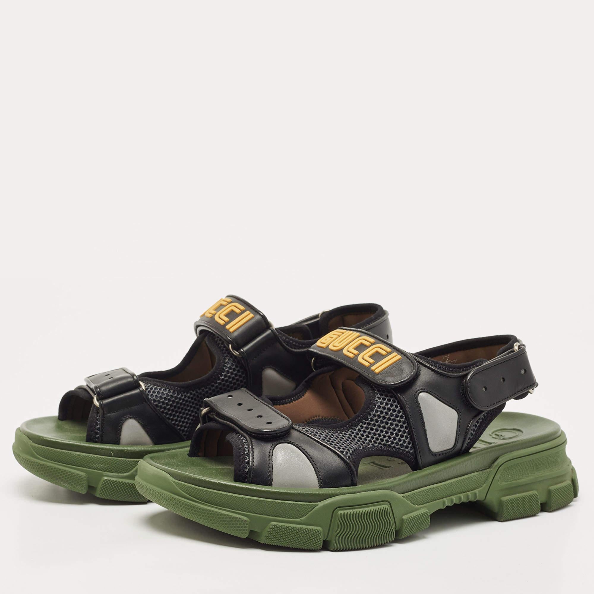 Sega sandal shop
