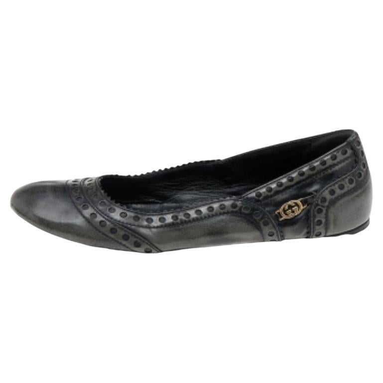 Gucci Chaussures à talons compensés en cuir noir/gris Taille 35.5