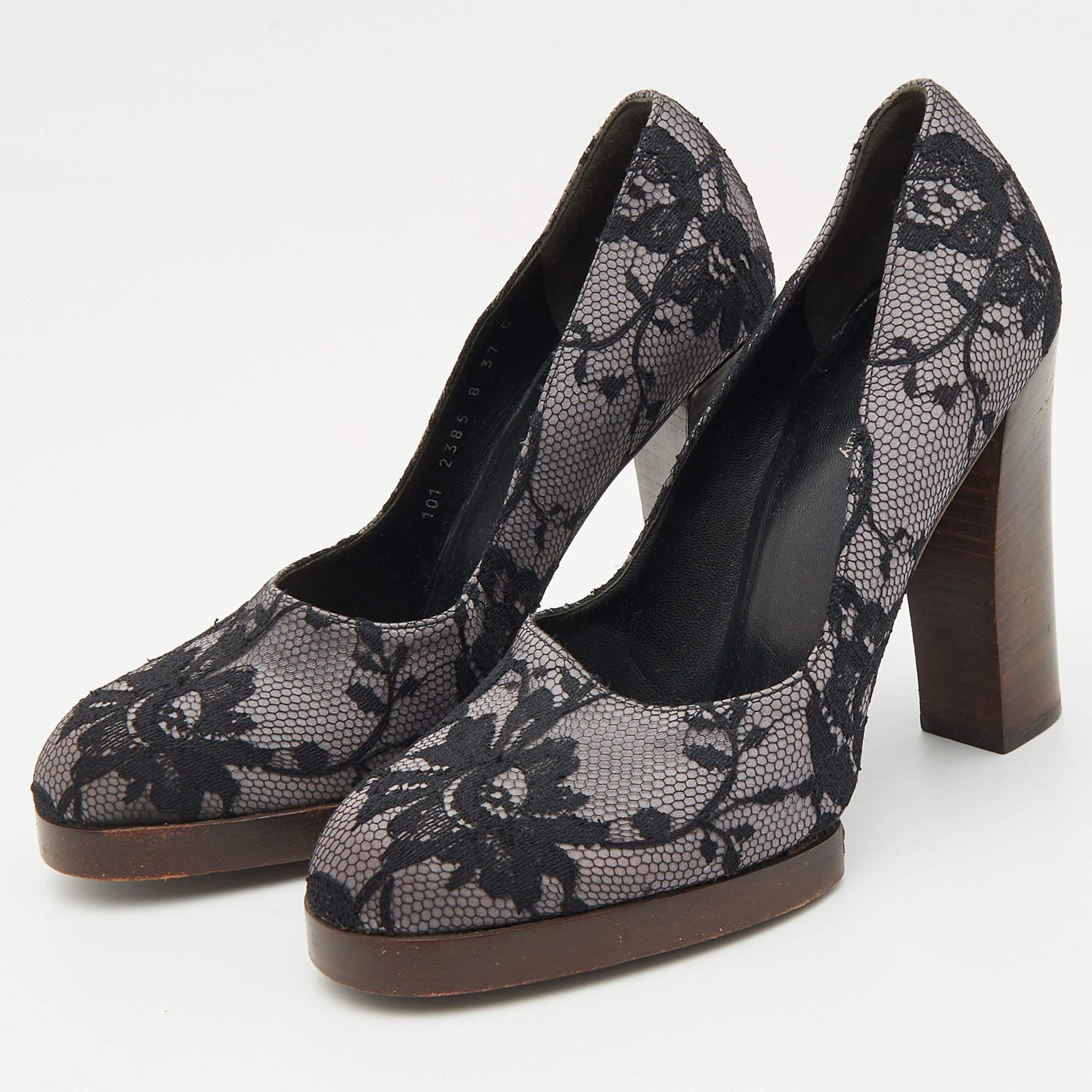 Discover footwear elegance with these designer womens pumps. Meticulously designed these heels marry fashion and comfort ensuring you shine in every setting.