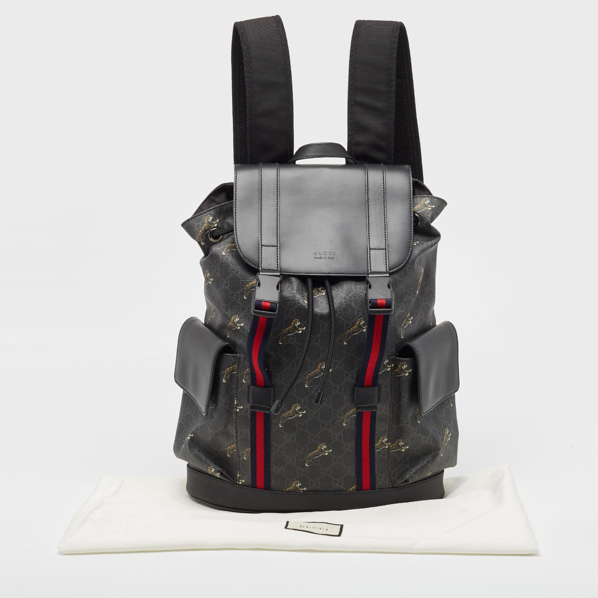 Gucci Black/Grey GG Supreme Canvas Tiger Print Backpack 10
