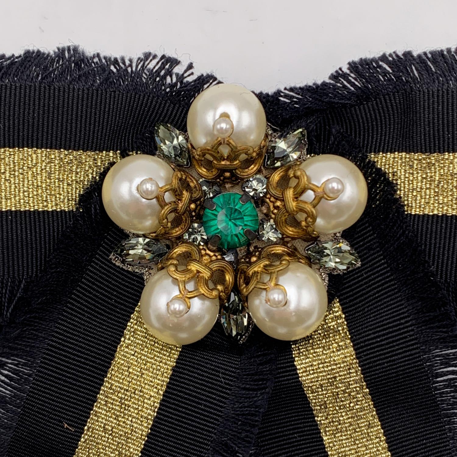 gucci brooch