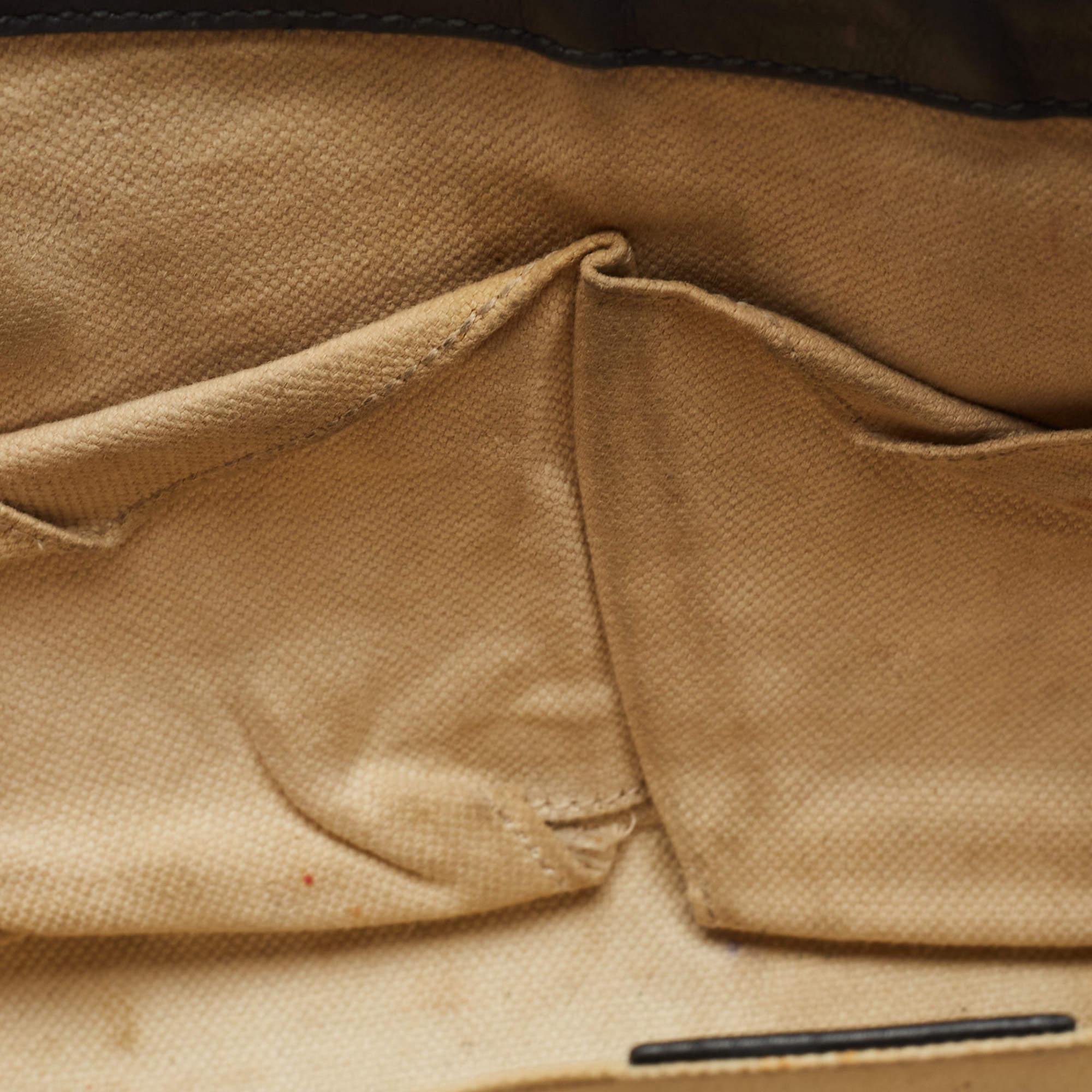 Gucci Black Guccisima Leather Medium Emily Shoulder Bag For Sale 3