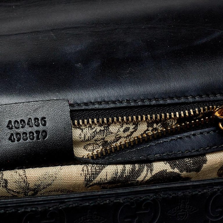 Gucci Black Guccissima Bee Embossed Leather Medium Padlock Shoulder Bag at  1stDibs