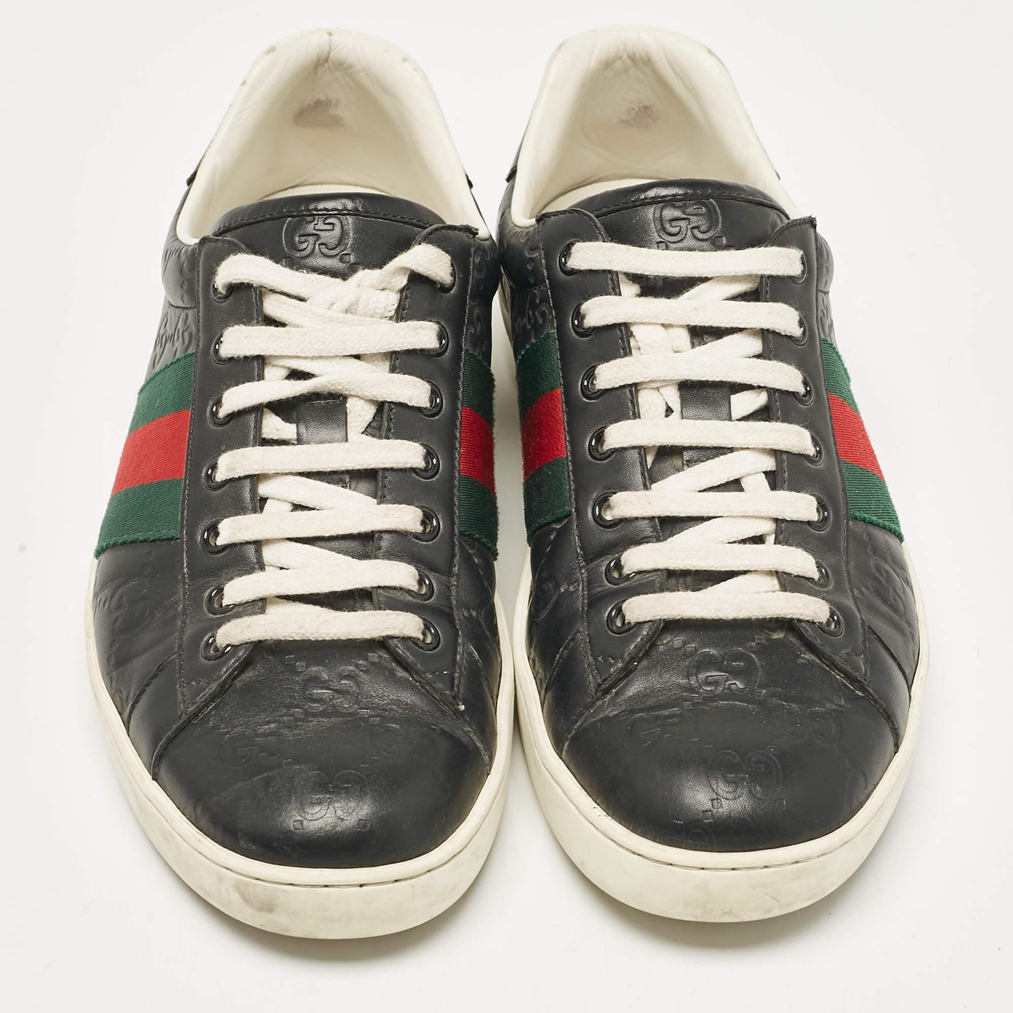Gucci Black Guccissima Leather Ace Sneakers Size 41.5 In Fair Condition In Dubai, Al Qouz 2