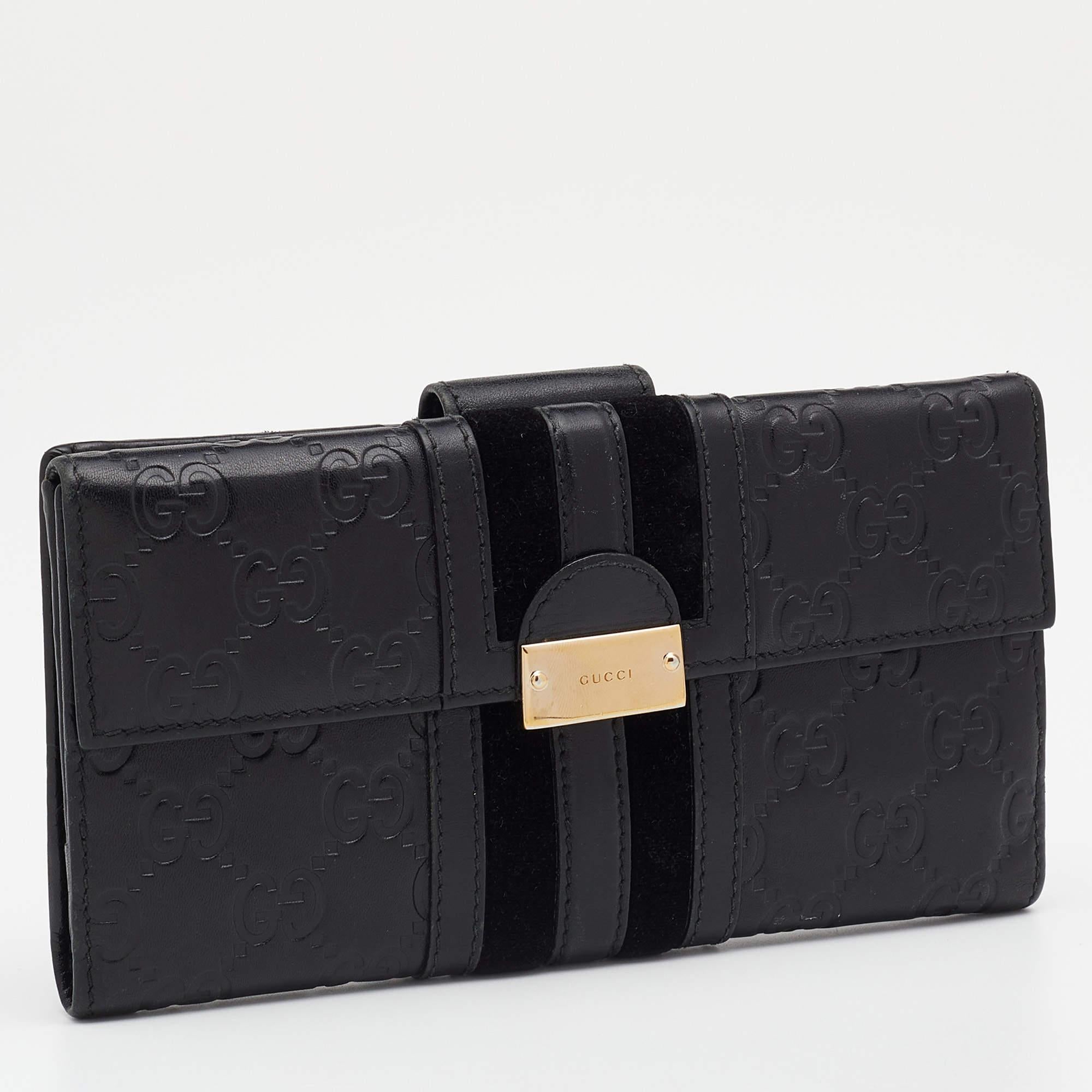 Gucci Black Guccissima Leather Bifold Flap Long Wallet In Good Condition In Dubai, Al Qouz 2