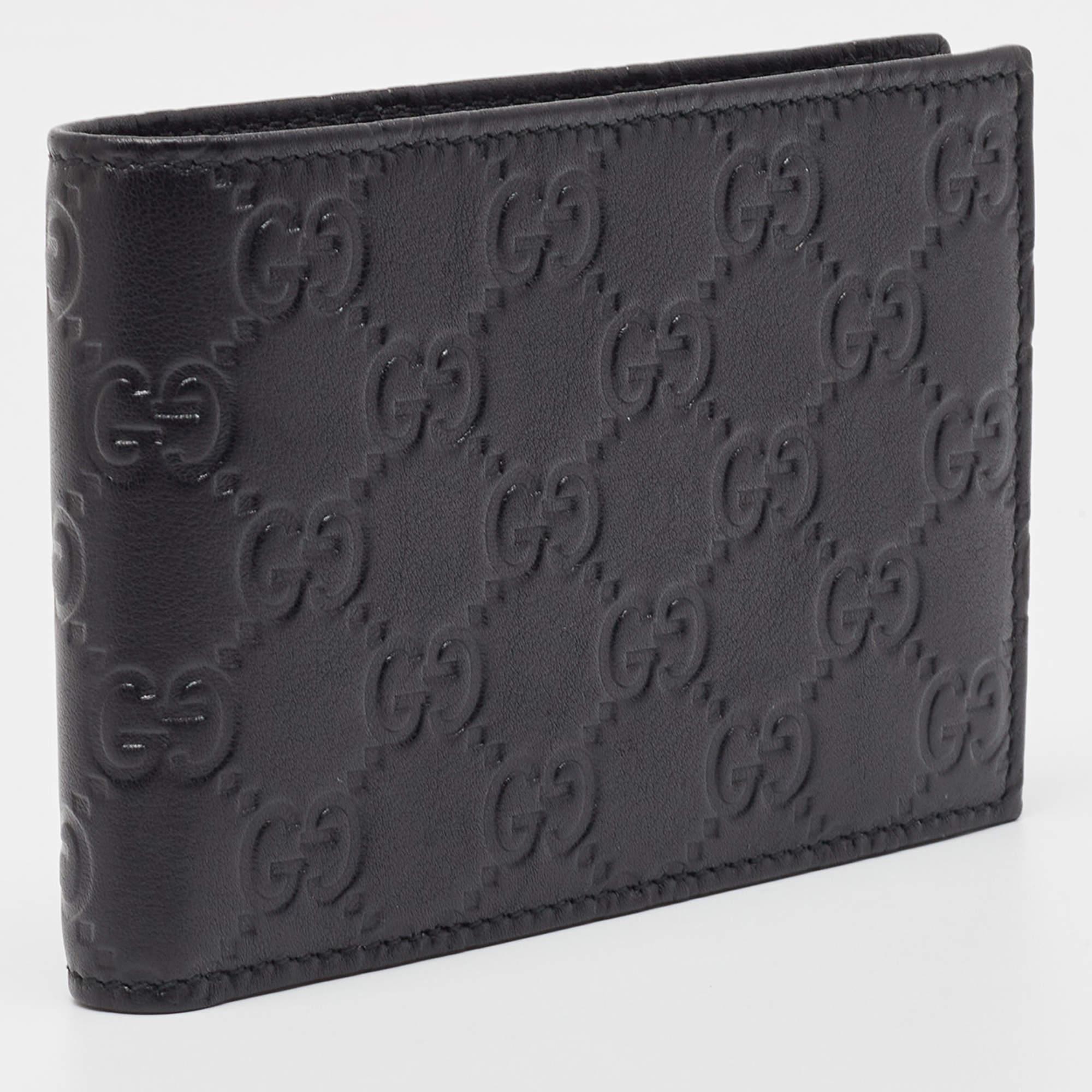 Gucci Black Guccissima Leather Bifold Wallet In Excellent Condition In Dubai, Al Qouz 2