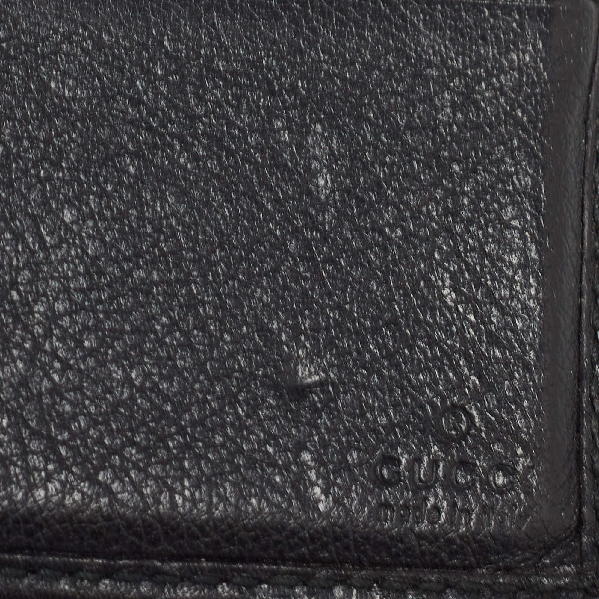 Gucci Black Guccissima Leather Crest Bifold Wallet For Sale 6