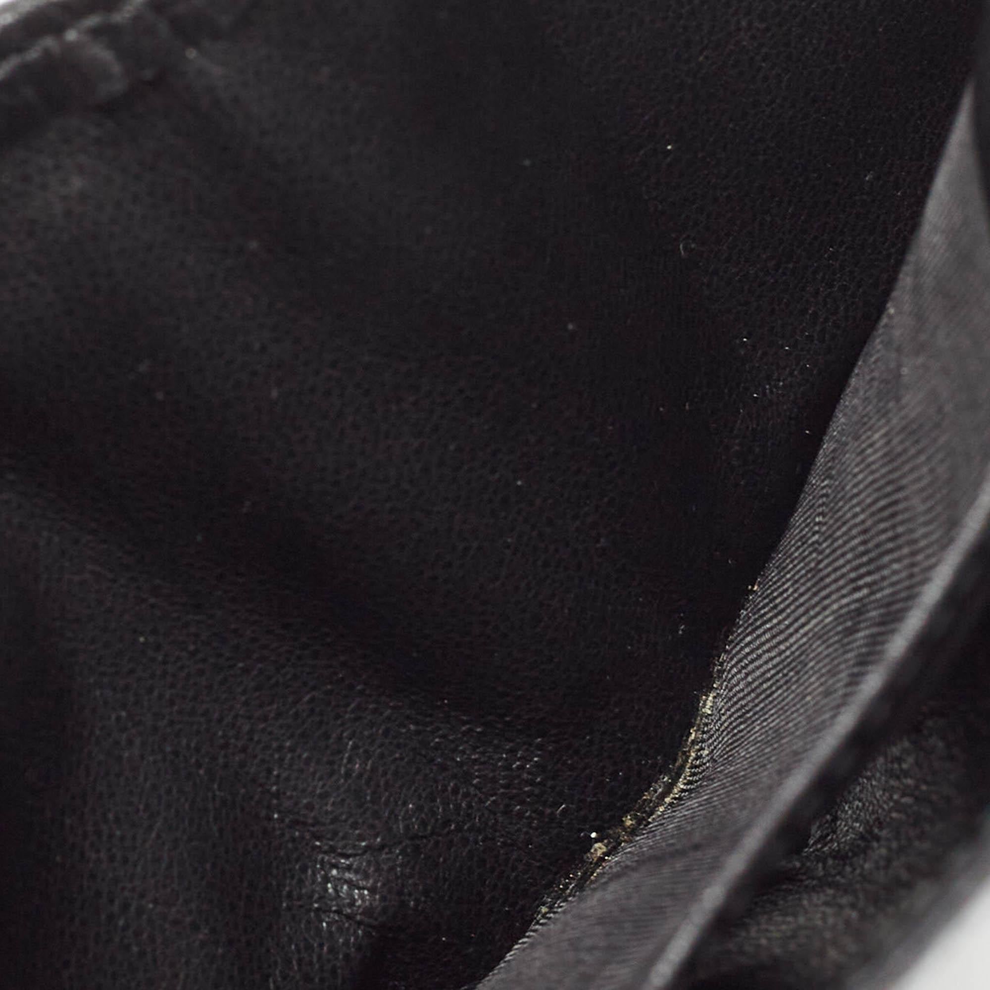 Gucci Black Guccissima Leather Crest Bifold Wallet 5