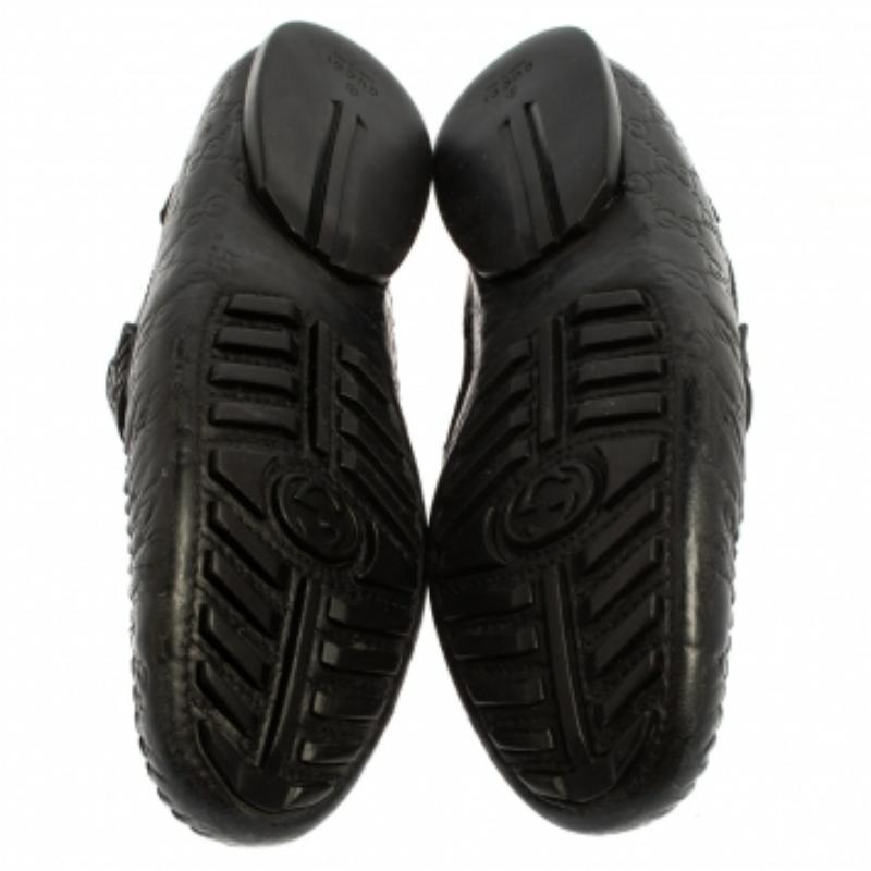 Gucci Black Guccissima Leather Loafers Size 41.5 In Good Condition For Sale In Dubai, Al Qouz 2