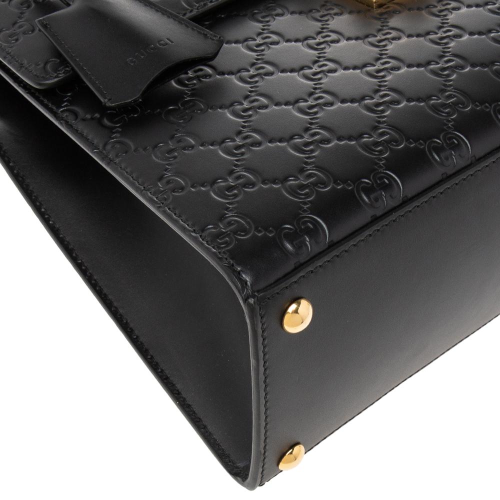 Gucci Black Guccissima Leather Medium Padlock Top Handle Bag In New Condition In Dubai, Al Qouz 2