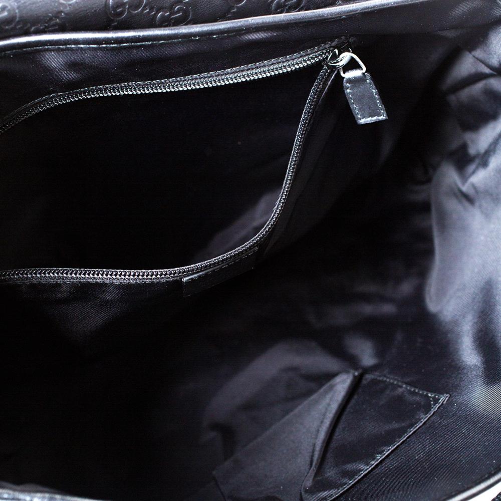 Women's Gucci Black Guccissima Leather Medium Rubber Messenger Bag