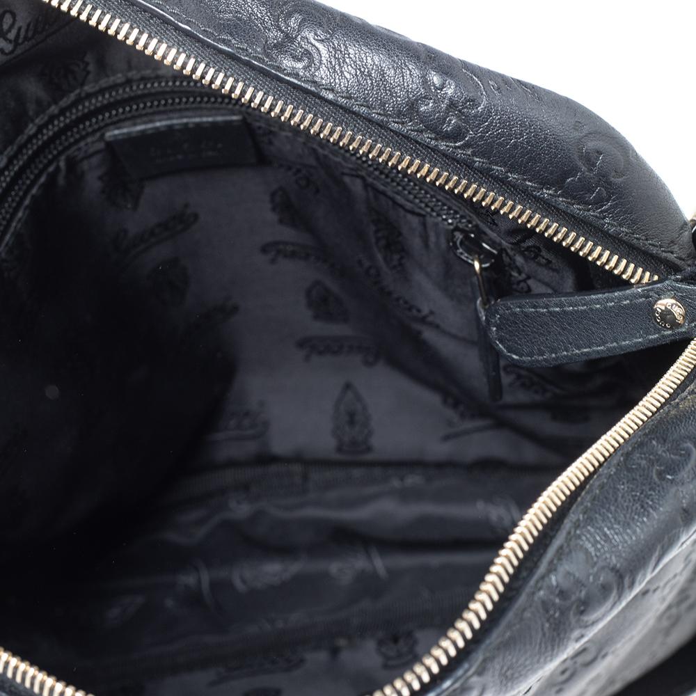Gucci Black Guccissima Leather Messenger Bag In Good Condition In Dubai, Al Qouz 2