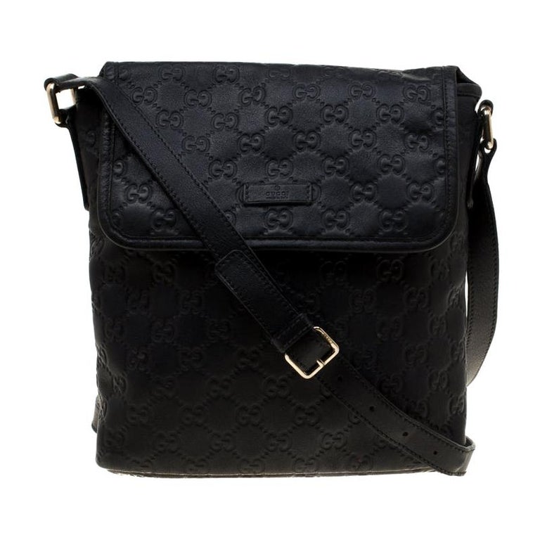 Gucci Black Guccissima Leather Messenger Bag For Sale at 1stDibs